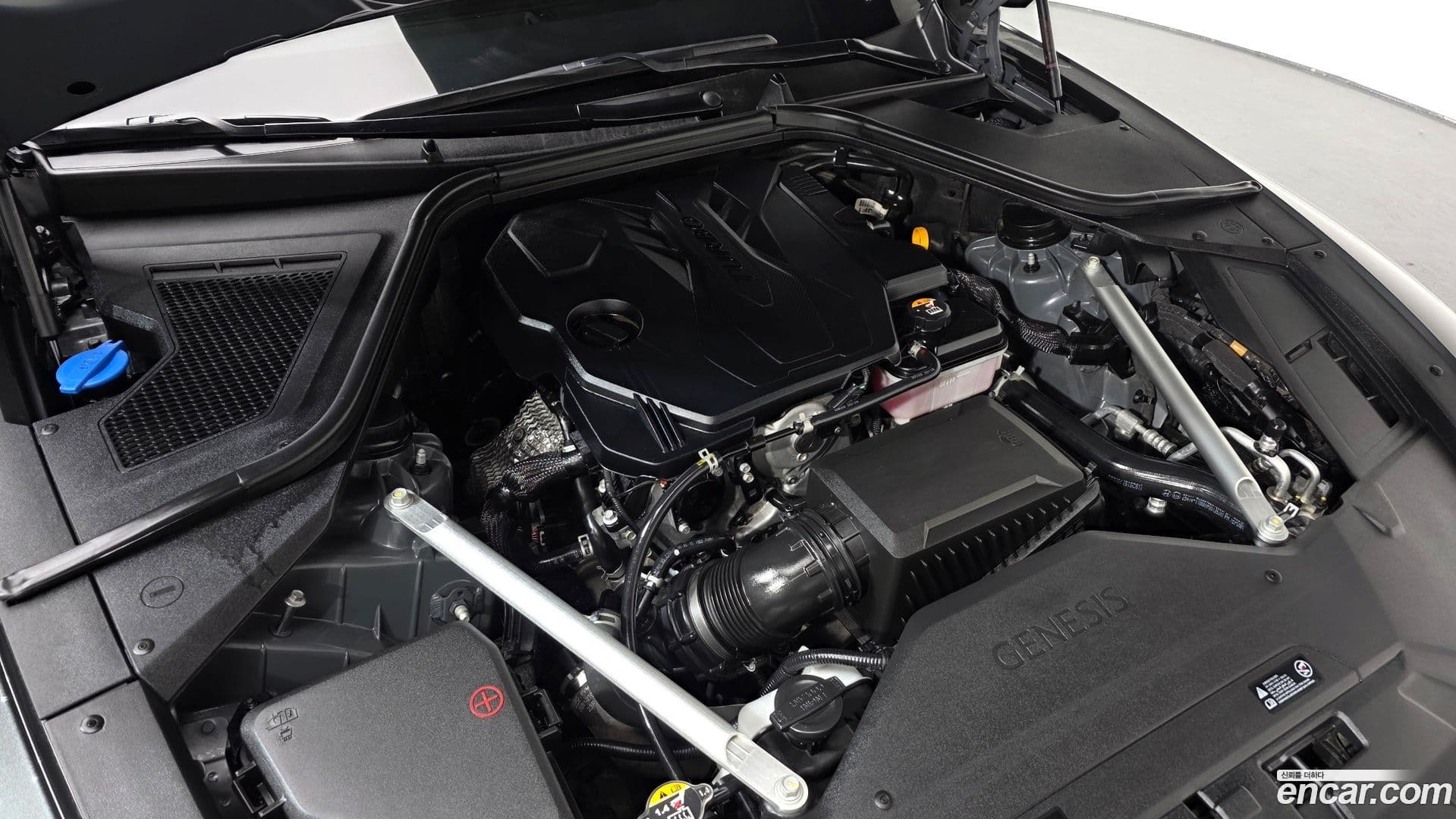 Main__Slider__Photo:G80 Genesis 2023.9-5