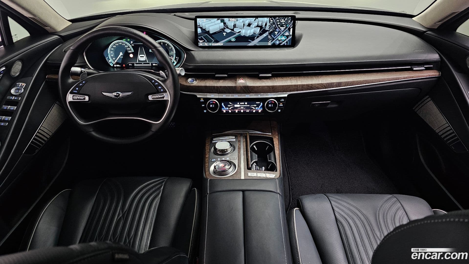 Main__Slider__Photo:G80 Genesis 2023.9-6