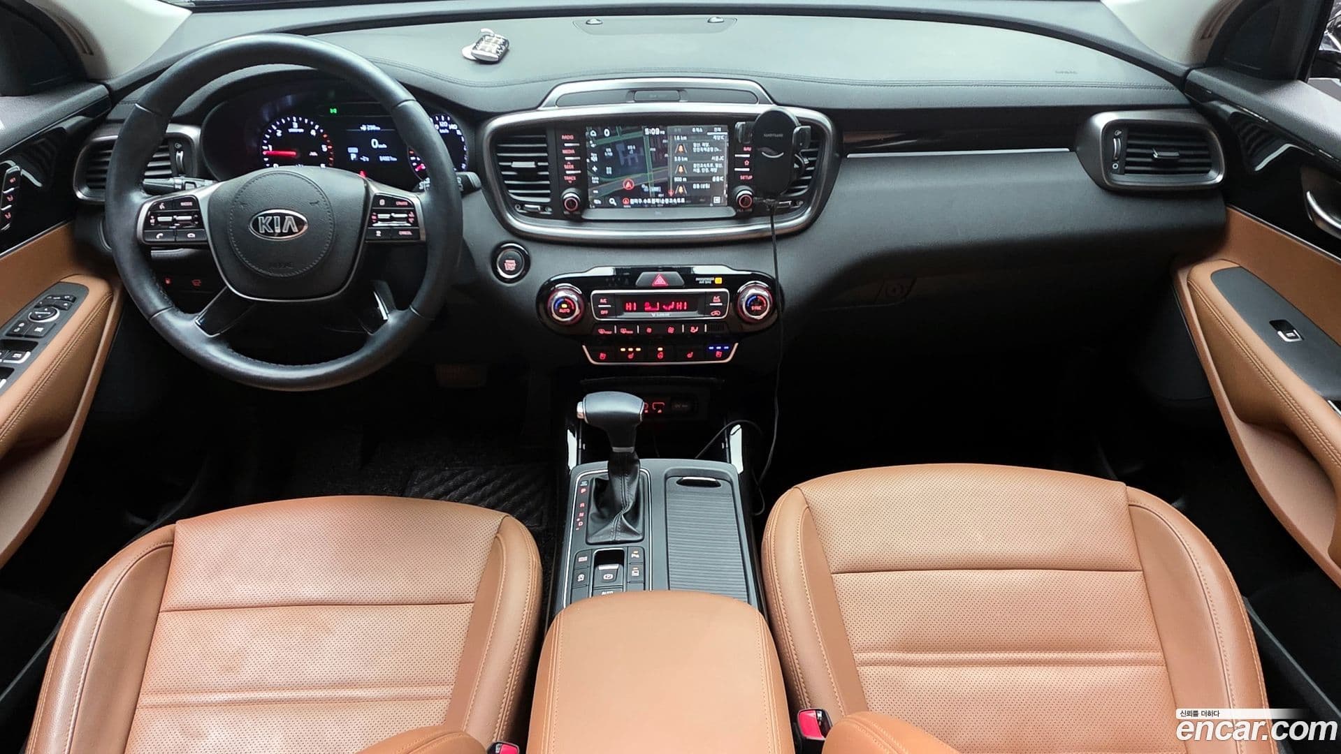 Main__Slider__Photo:Sorento Kia 2019.2-6