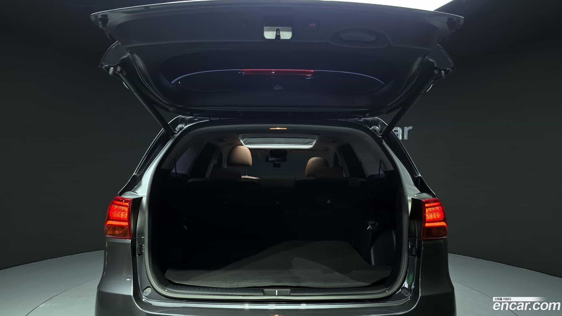 Sorento Kia 2019.2-OPTION-023