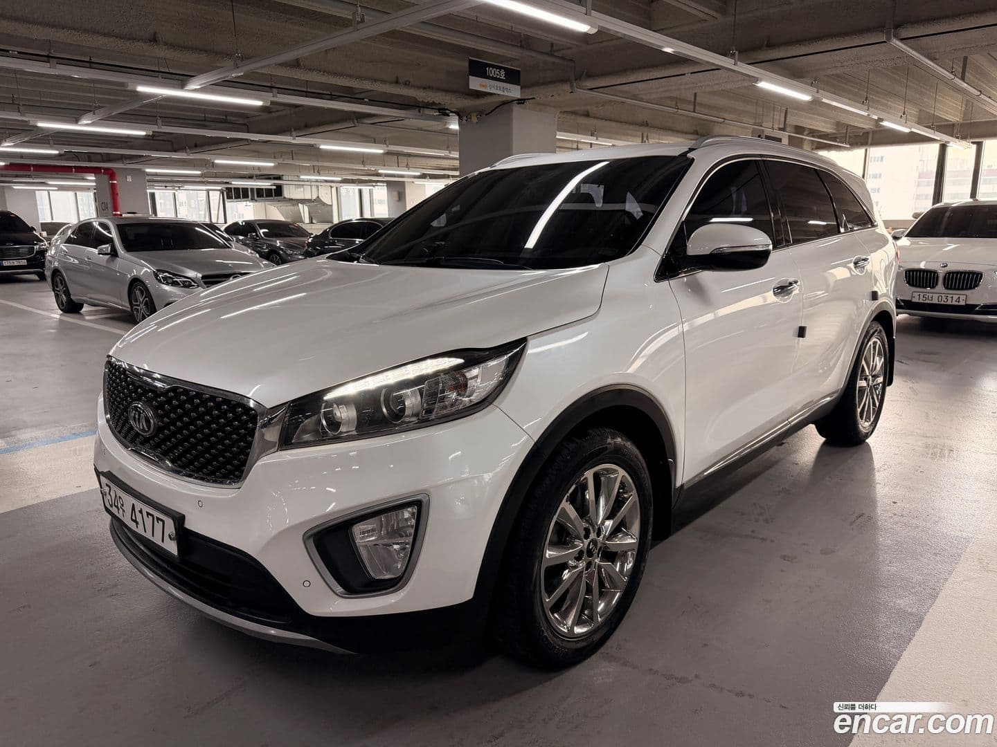 Main__Slider__Photo:Sorento Kia 2015.1-0