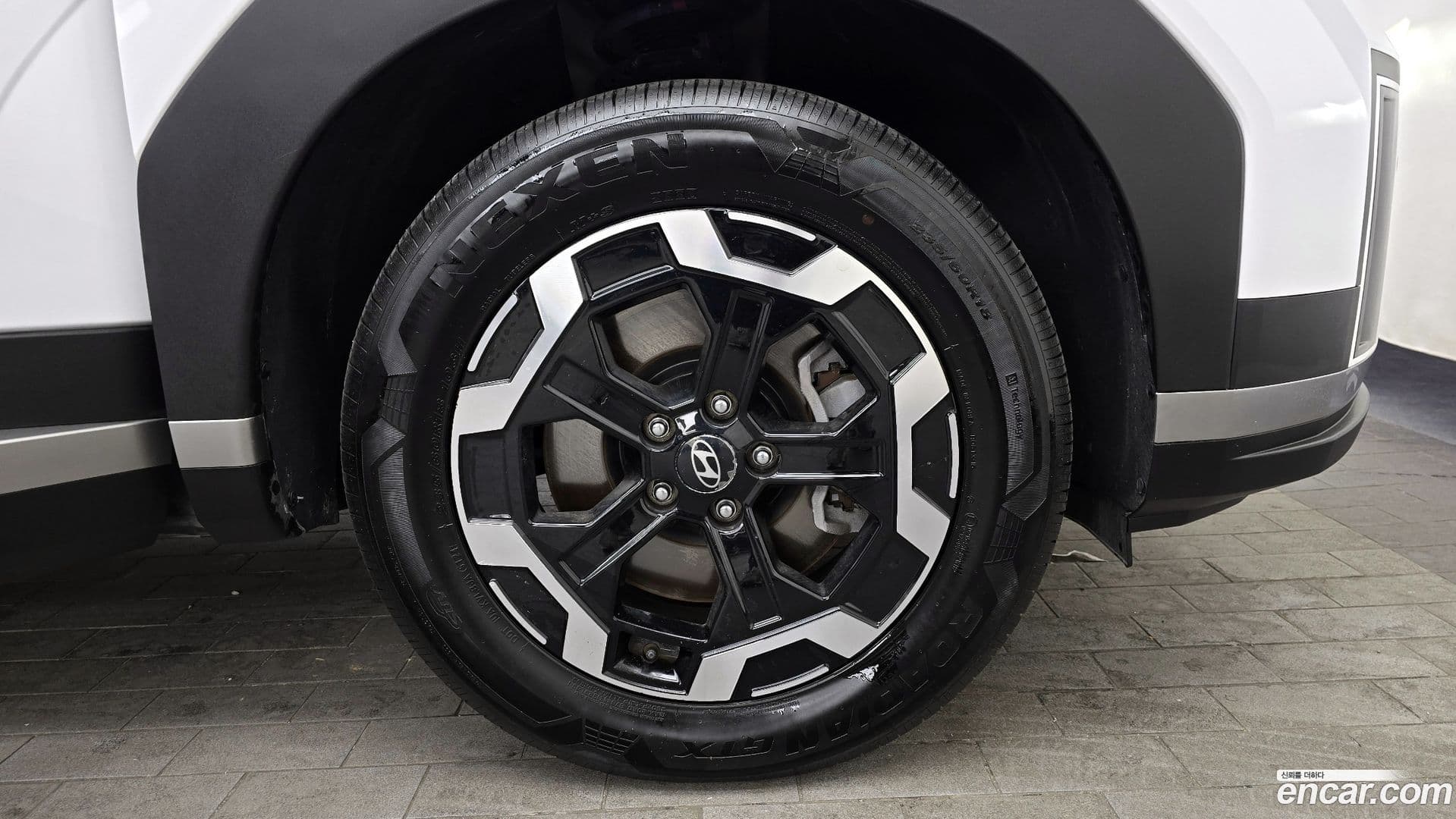 Main__Slider__Photo:Santafe Hyundai 2025.0-4