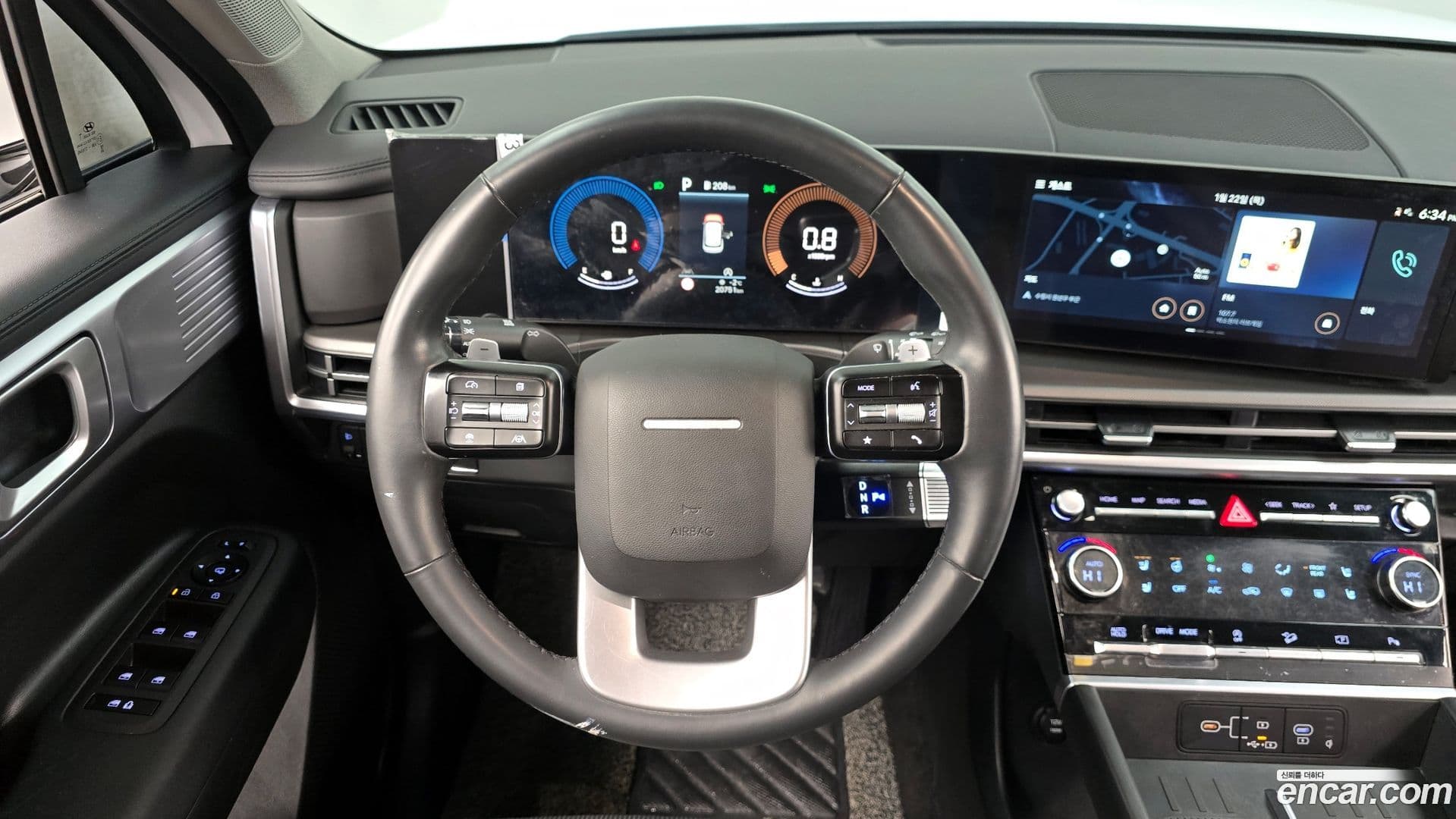 Main__Slider__Photo:Santafe Hyundai 2025.0-12