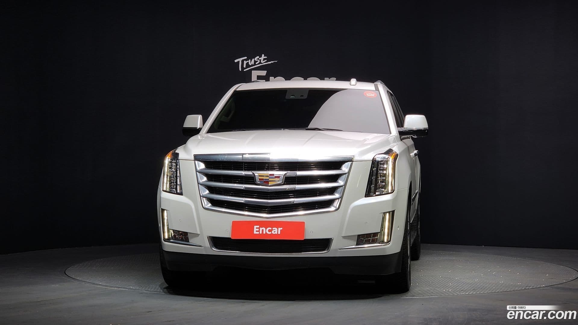 Main__Slider__Photo:Escalade Cadillac 2017.6-2