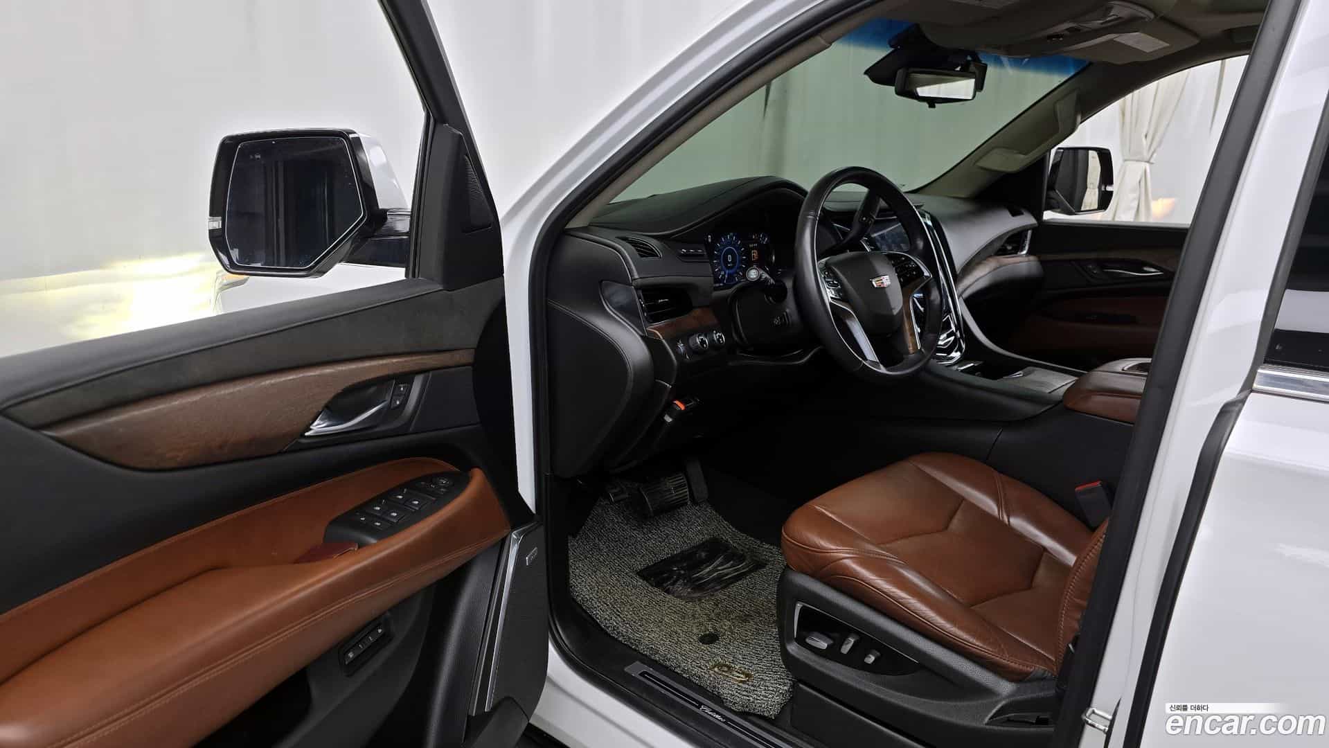 Escalade Cadillac 2017.6-INNER-010