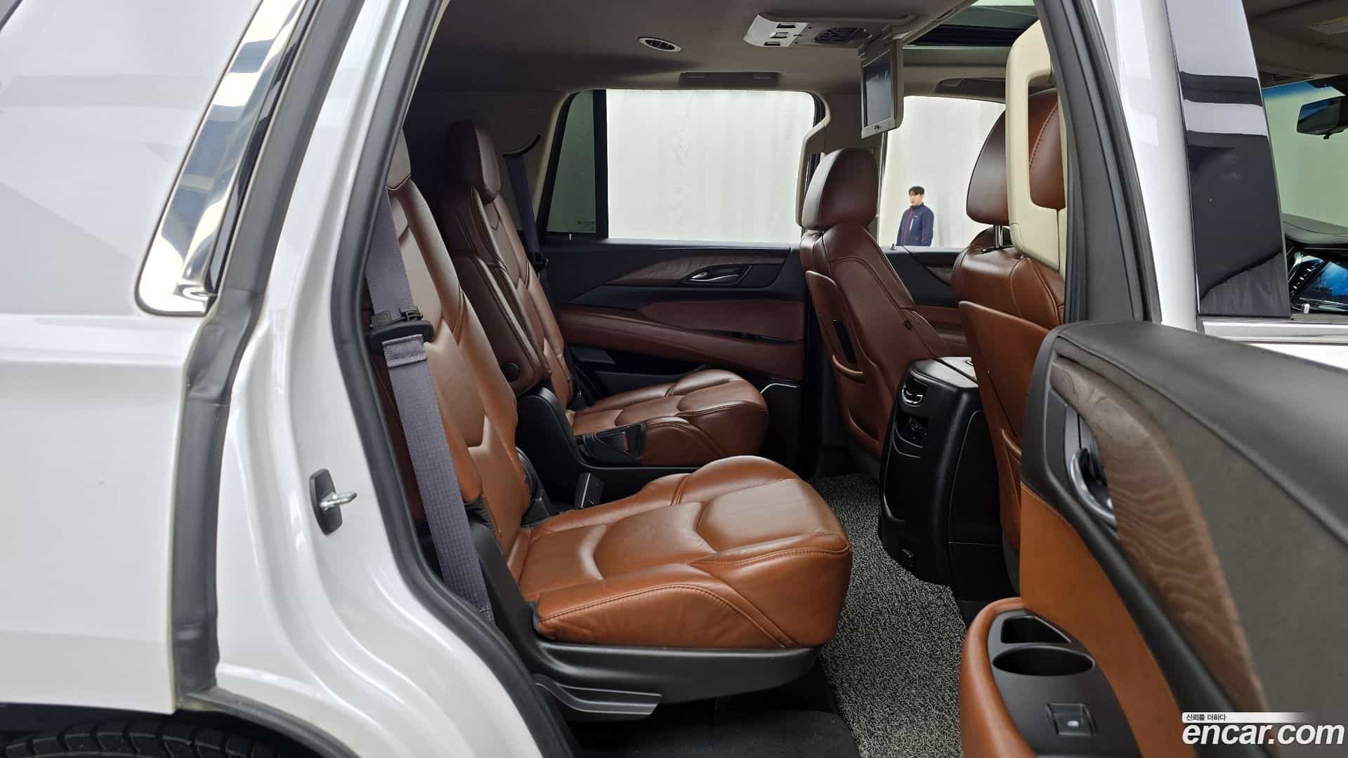 Escalade Cadillac 2017.6-OPTION-016