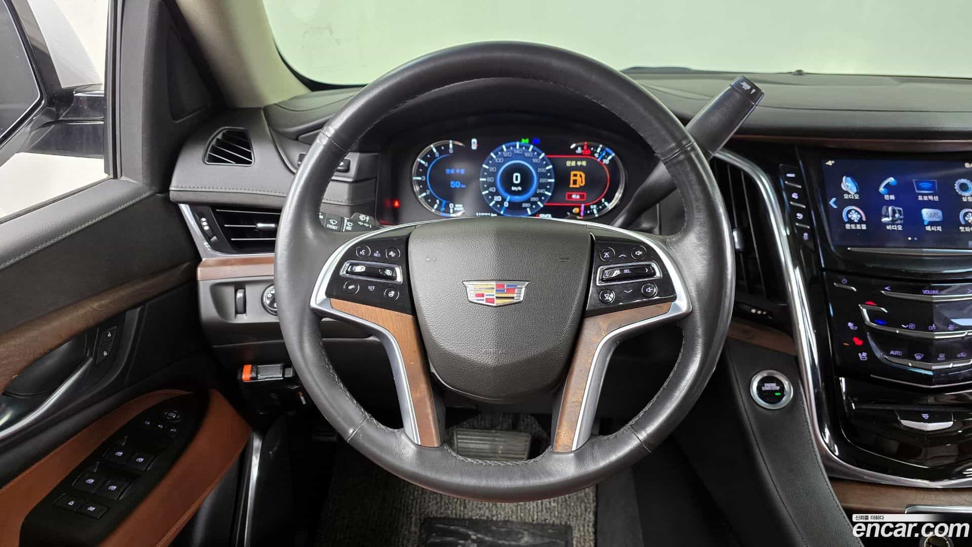 Escalade Cadillac 2017.6-OPTION-017