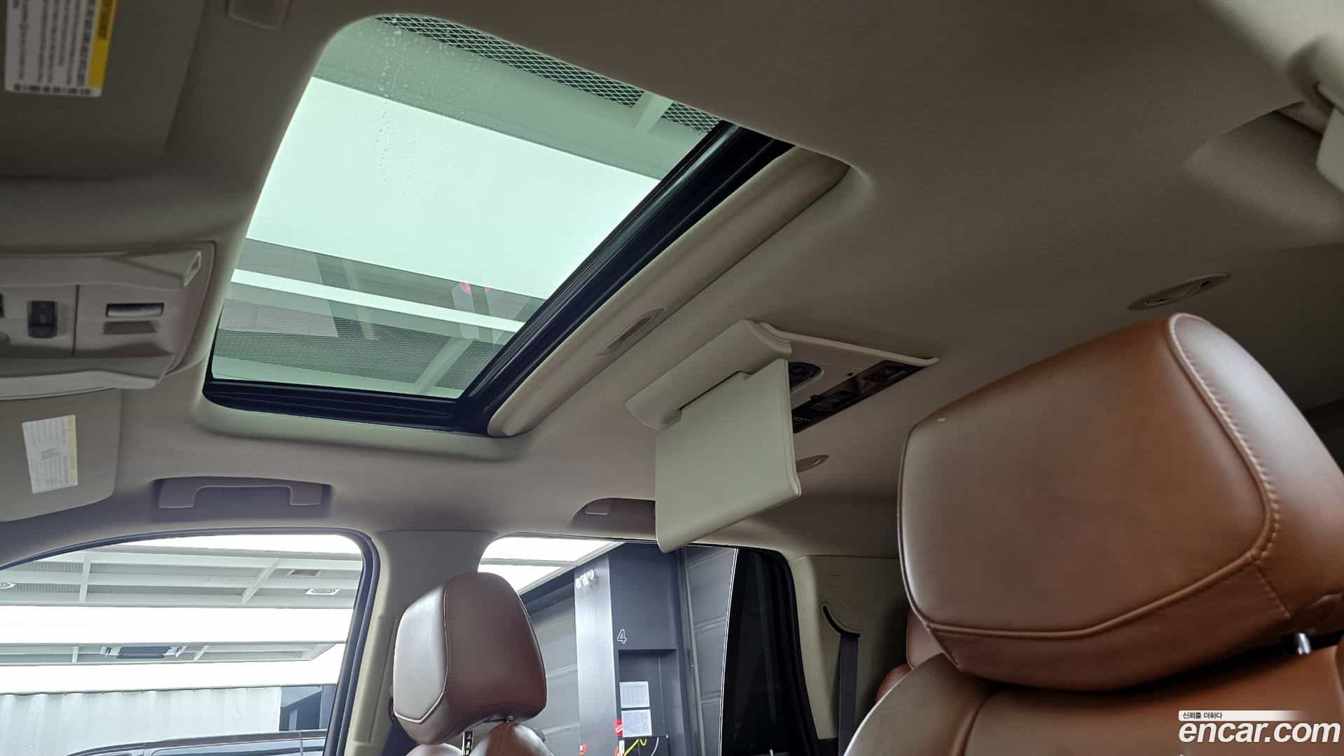 Escalade Cadillac 2017.6-OPTION-022