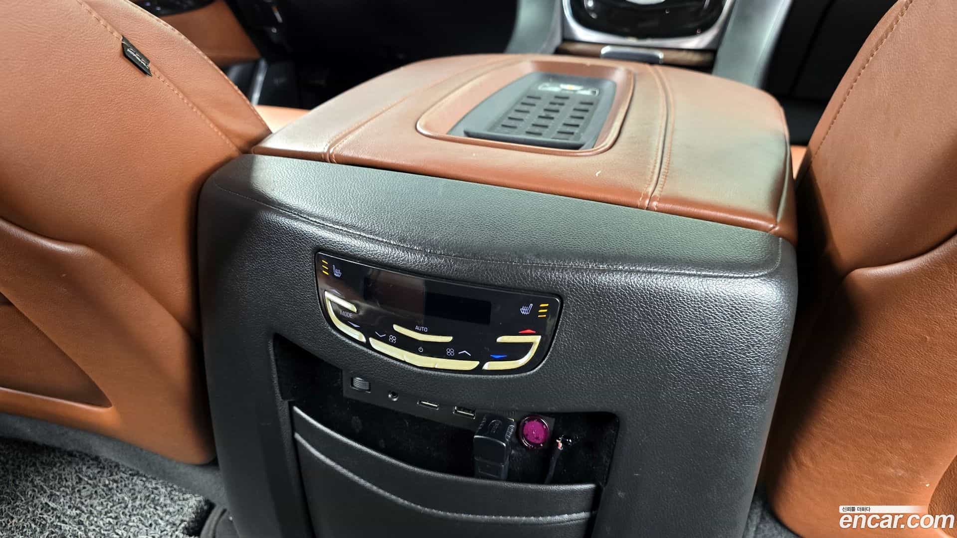 Escalade Cadillac 2017.6-OPTION-023