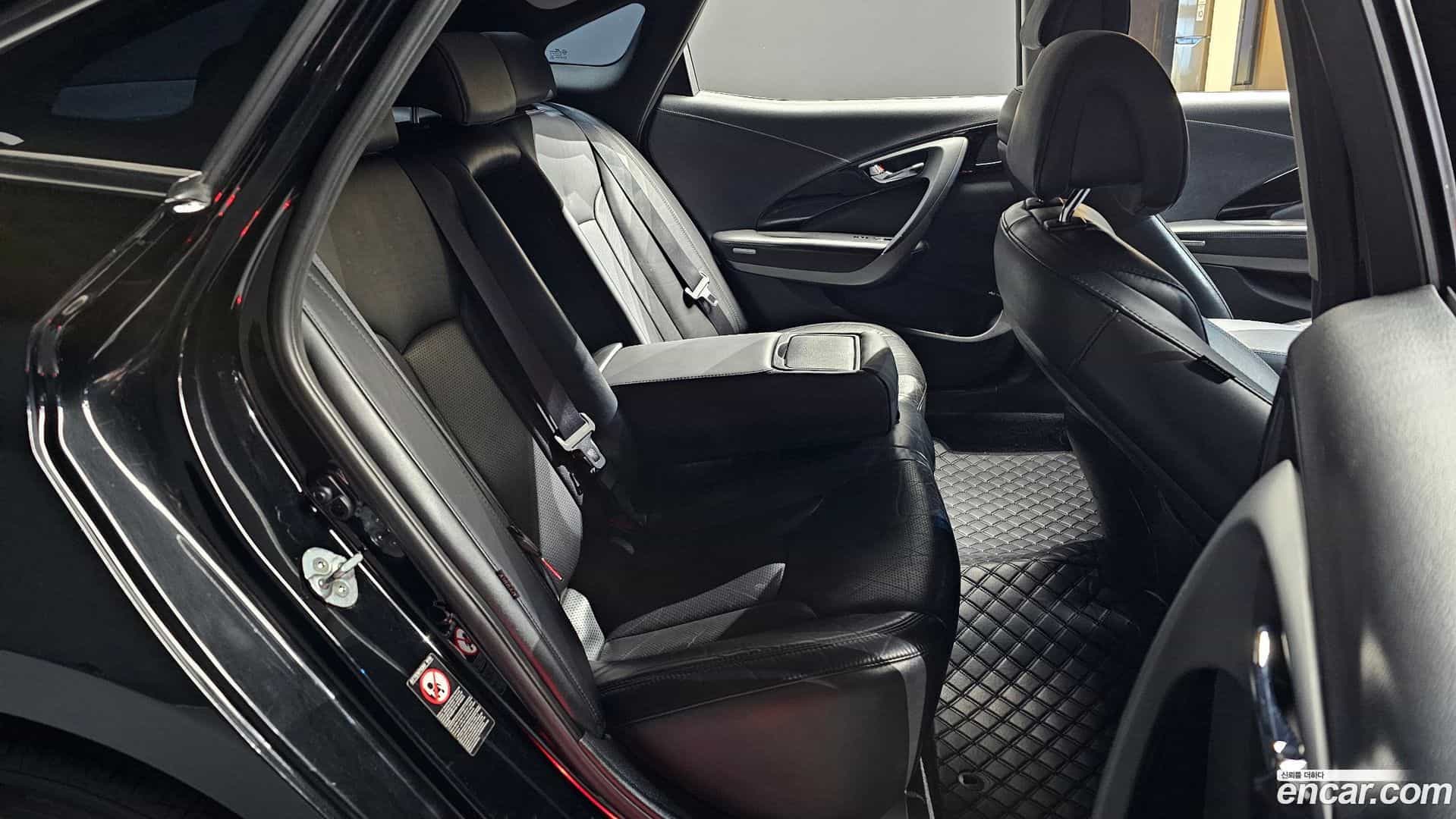 Grandeur Hyundai 2015.11-OPTION-016