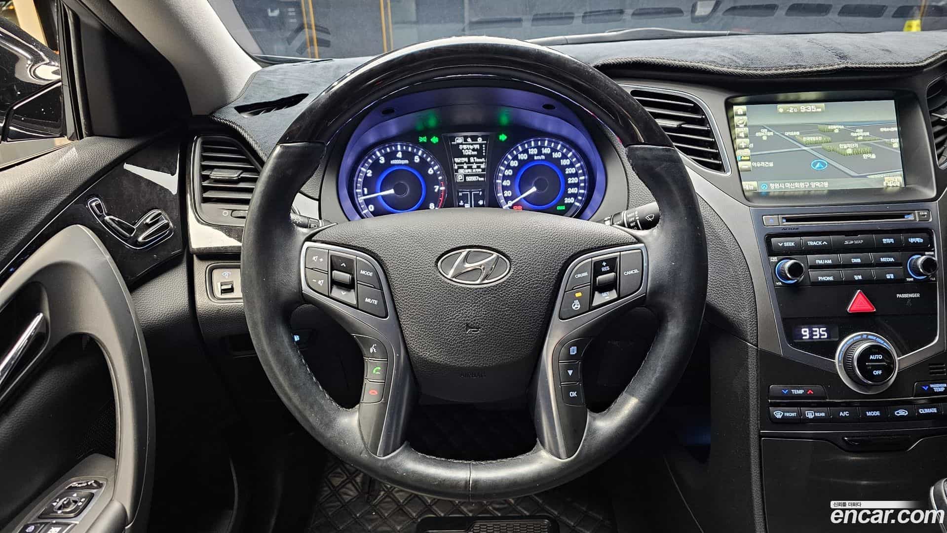 Grandeur Hyundai 2015.11-OPTION-017