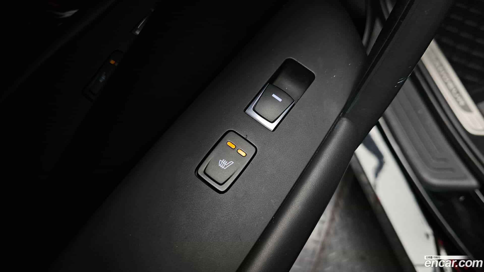 Grandeur Hyundai 2015.11-OPTION-023