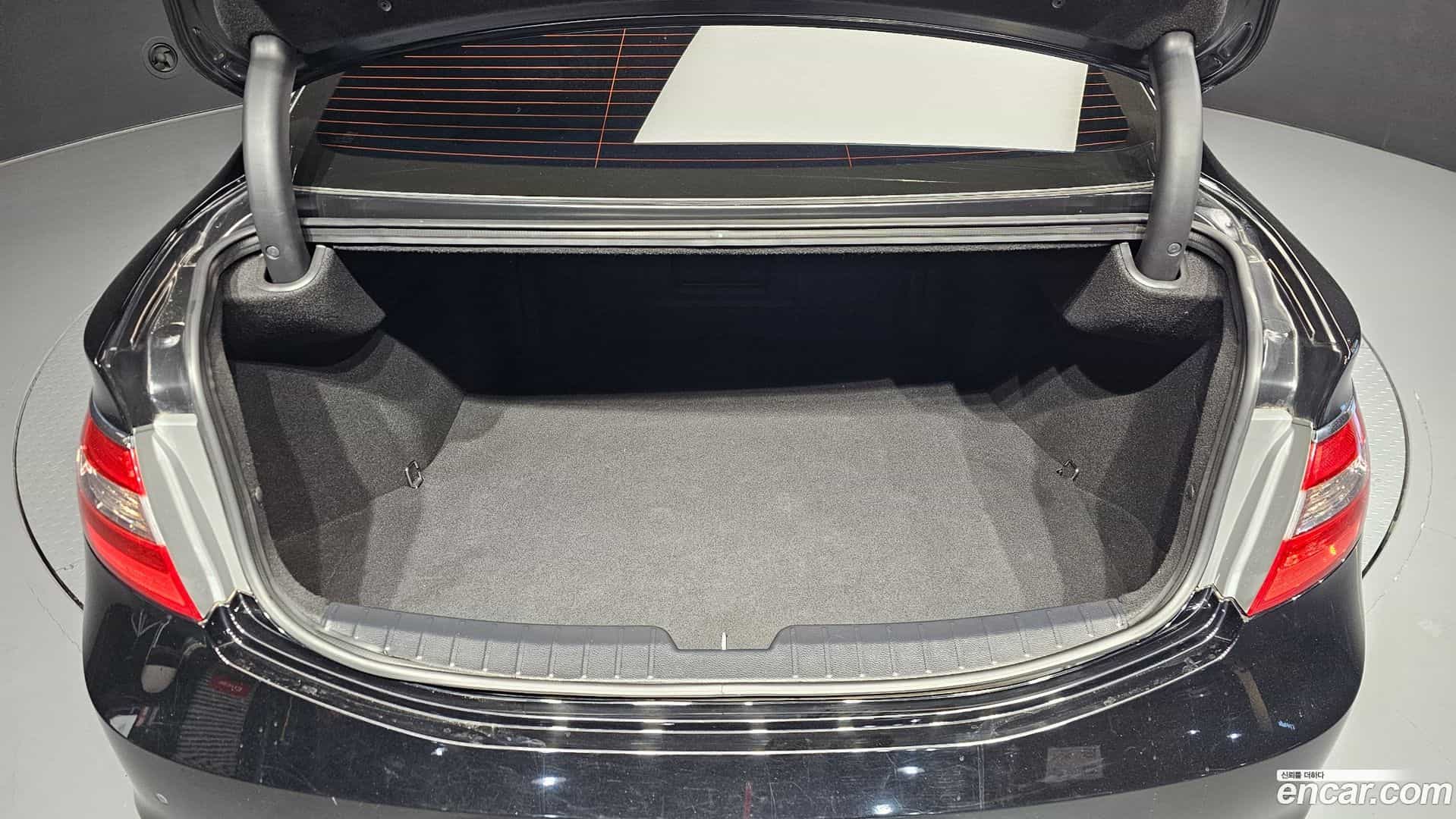 Grandeur Hyundai 2015.11-OPTION-024