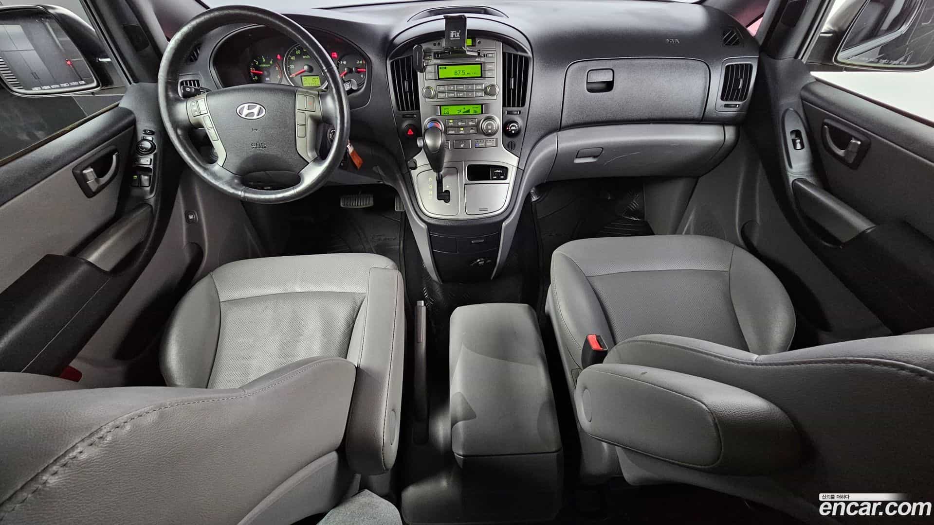 Starex Hyundai 2015.7-INNER-007