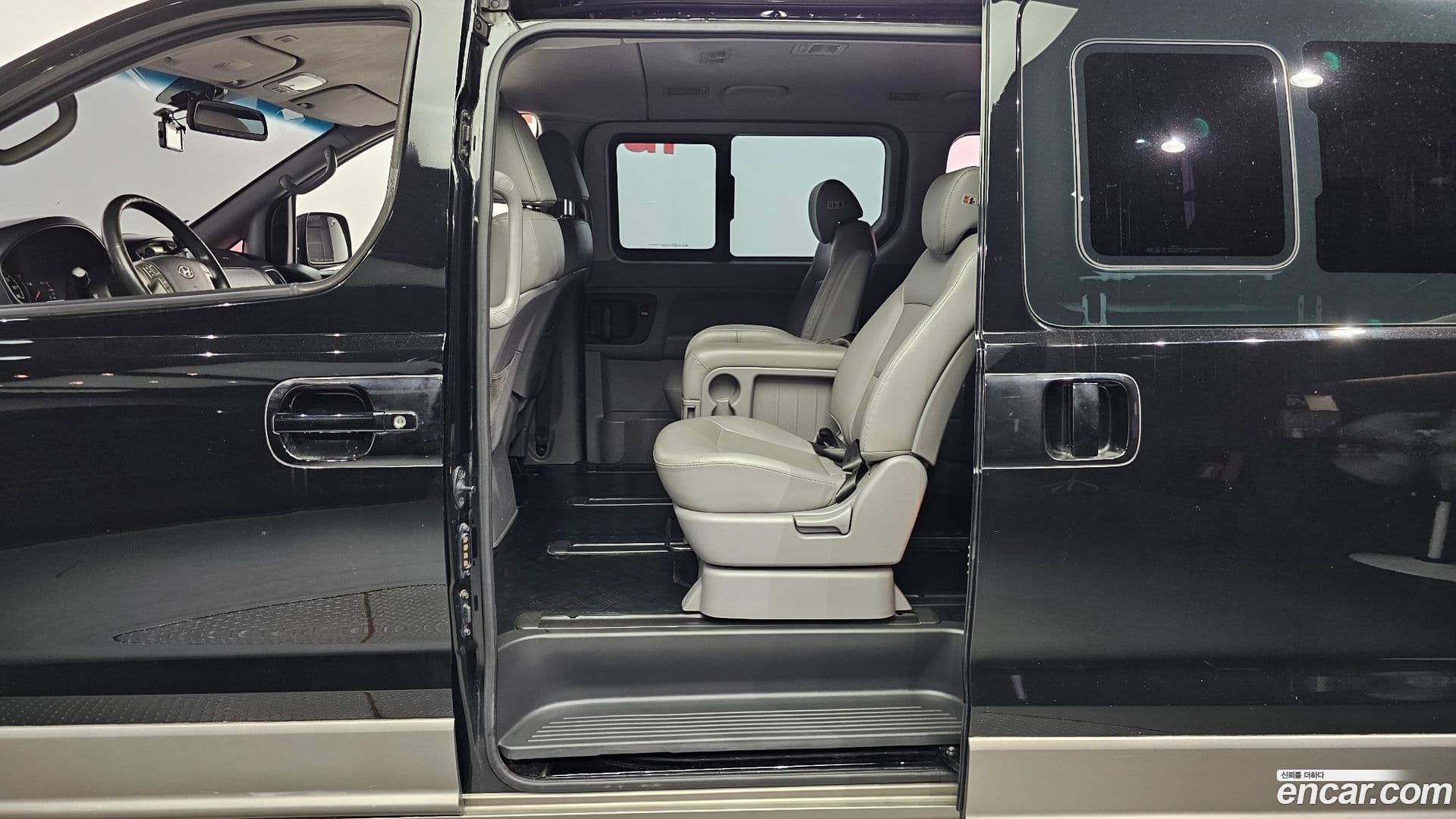 Main__Slider__Photo:Starex Hyundai 2015.7-10