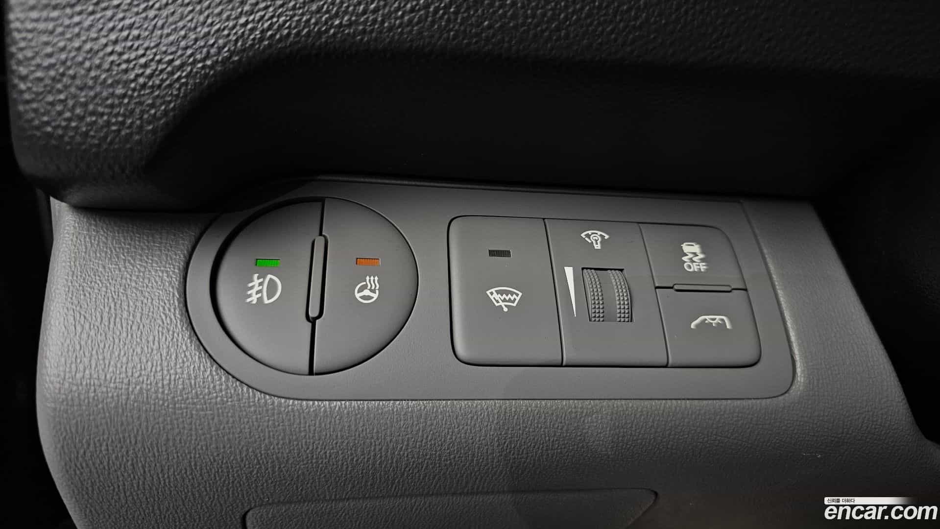 Starex Hyundai 2015.7-OPTION-019