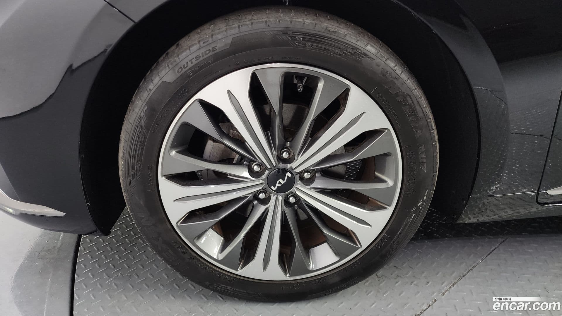 Main__Slider__Photo:K8 Kia 2021.10-4