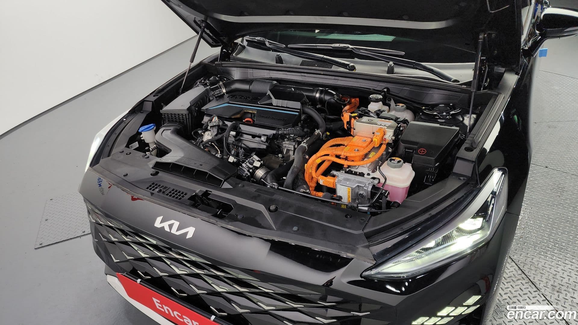 Main__Slider__Photo:K8 Kia 2021.10-5