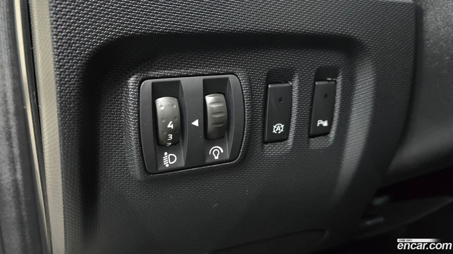 Main__Slider__Photo:QM3 Renault-KoreaSamsung 2016.4-13