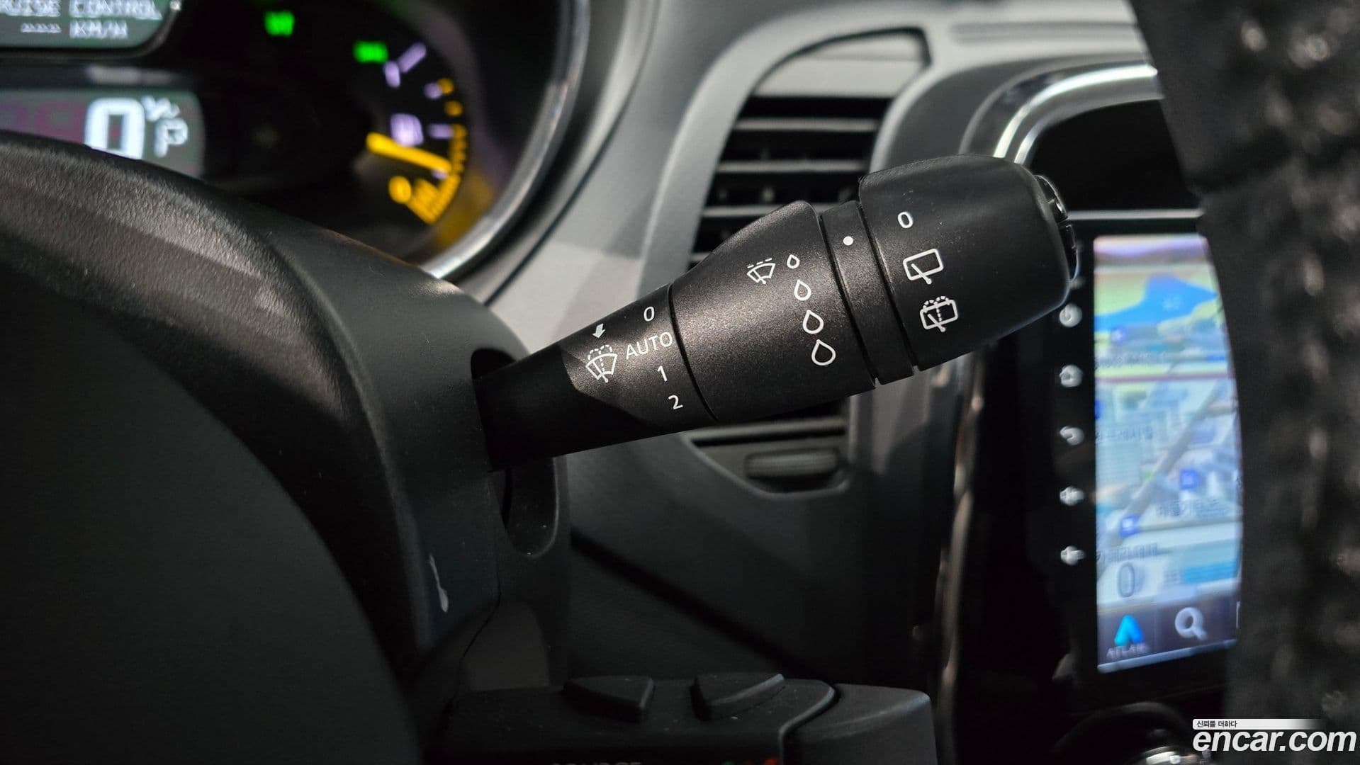 Main__Slider__Photo:QM3 Renault-KoreaSamsung 2016.4-16