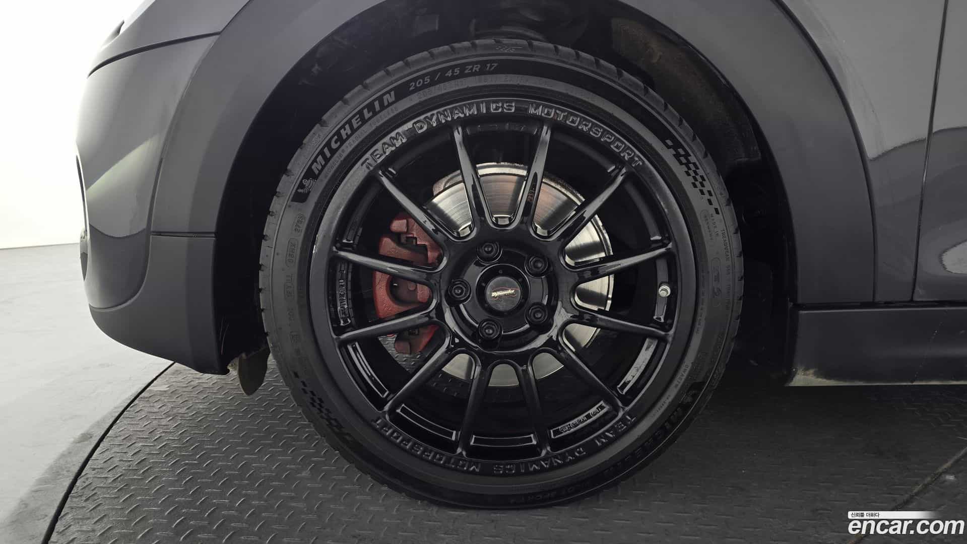 Cooper Mini 2019.6-OUTER-005