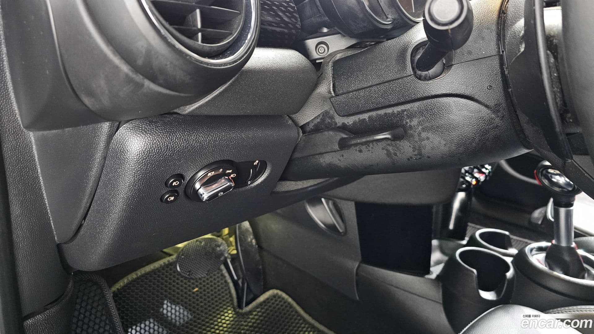 Main__Slider__Photo:Cooper Mini 2019.6-17