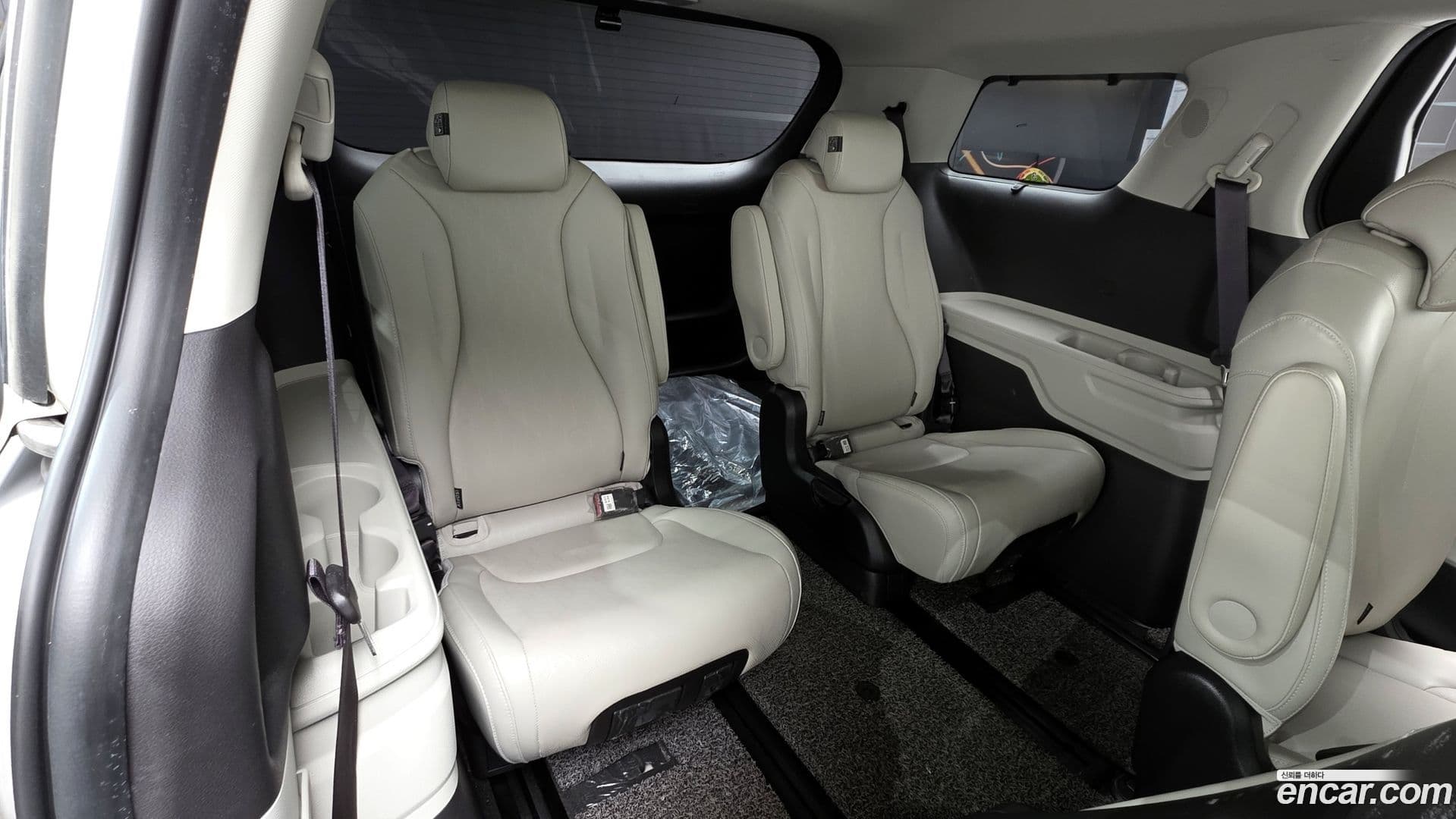 Main__Slider__Photo:Canival Kia 2021.11-12