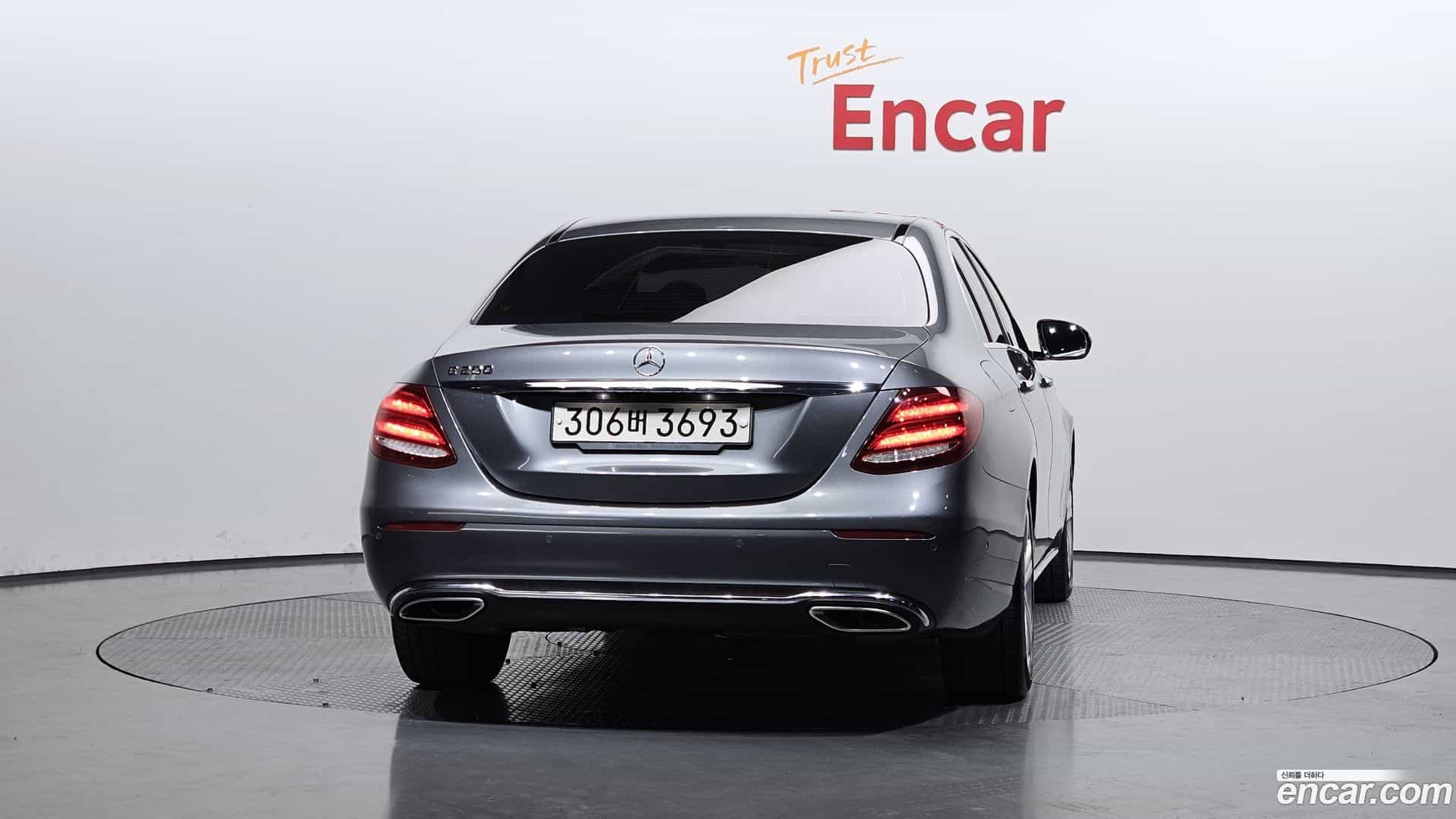 E-Class Mercedes-Benz 2018.2-OUTER-004