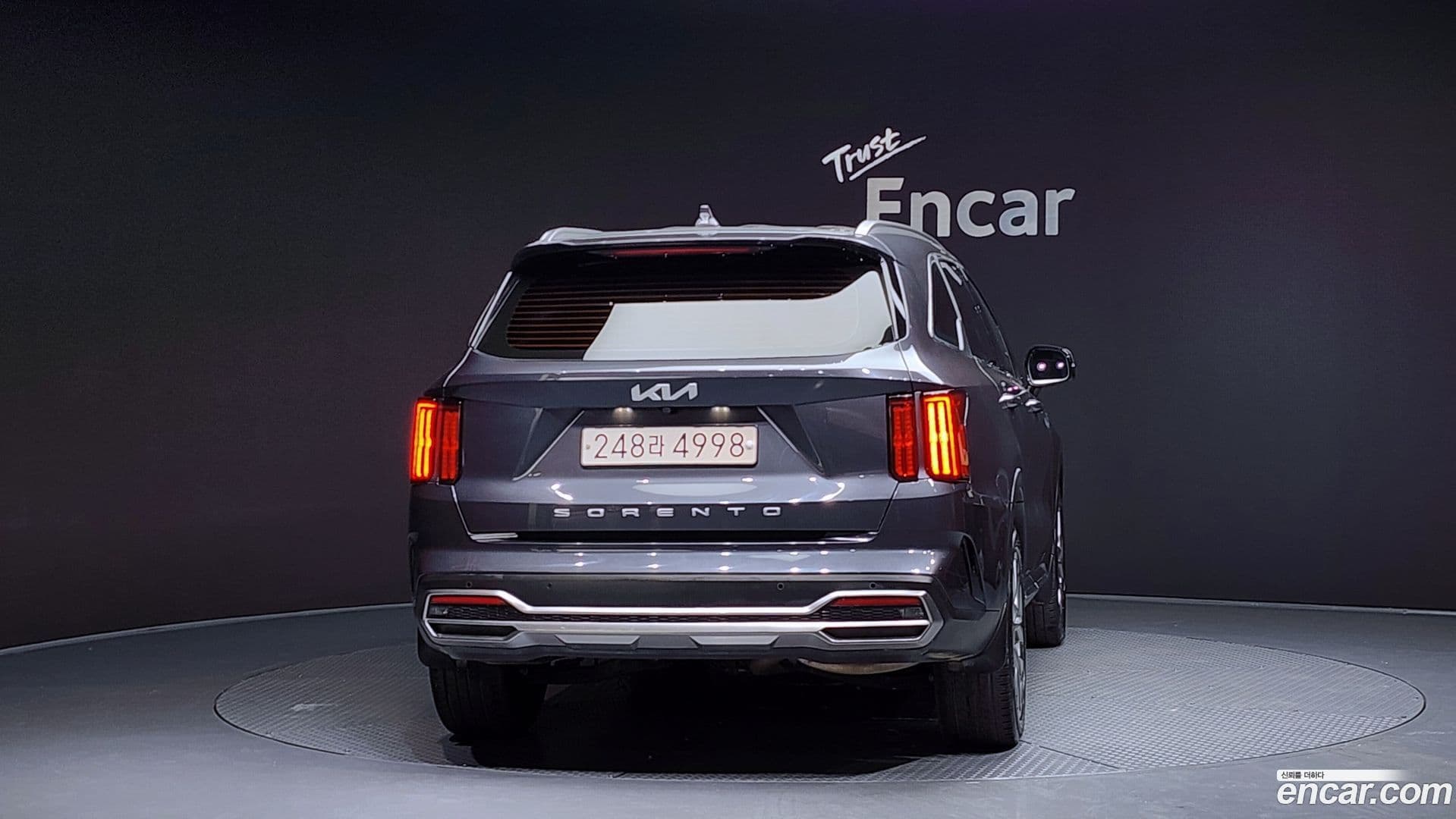 Main__Slider__Photo:Sorento Kia 2021.10-3