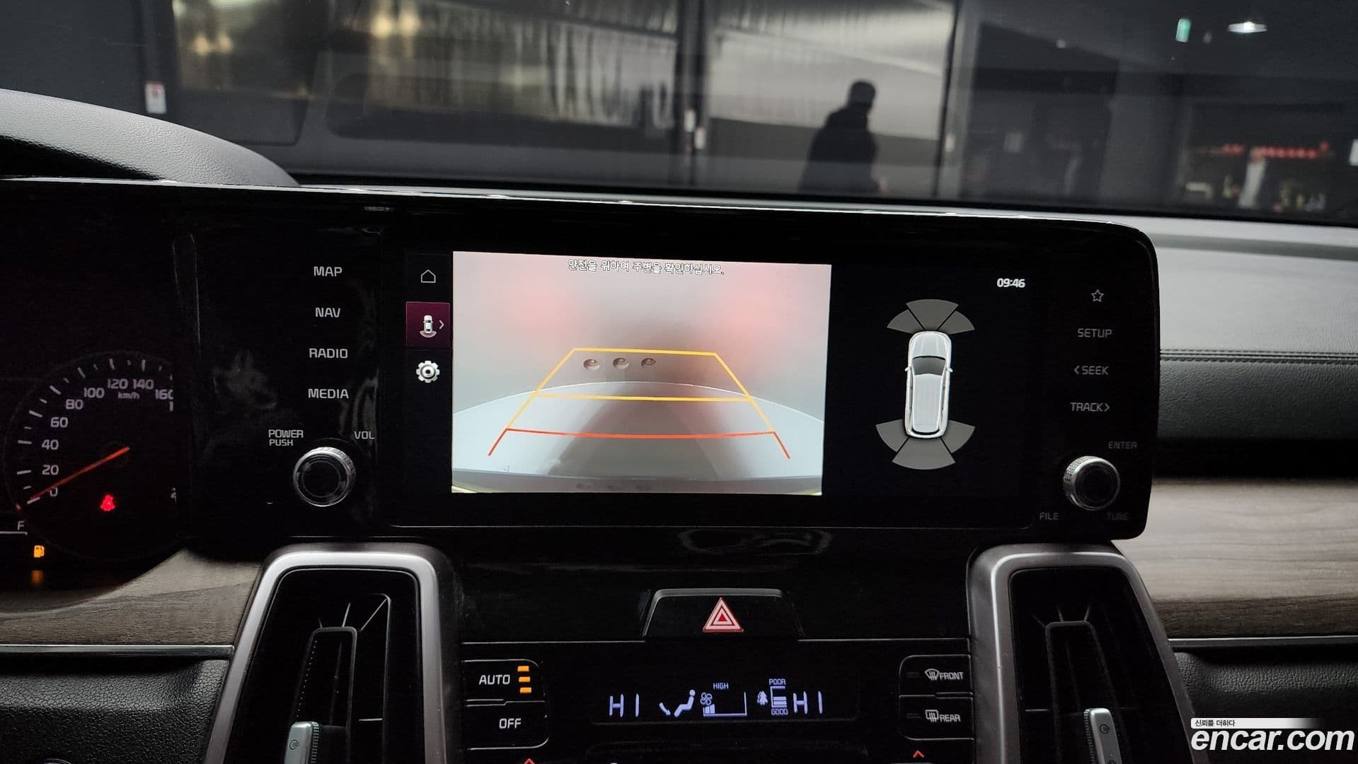 Main__Slider__Photo:Sorento Kia 2021.10-14