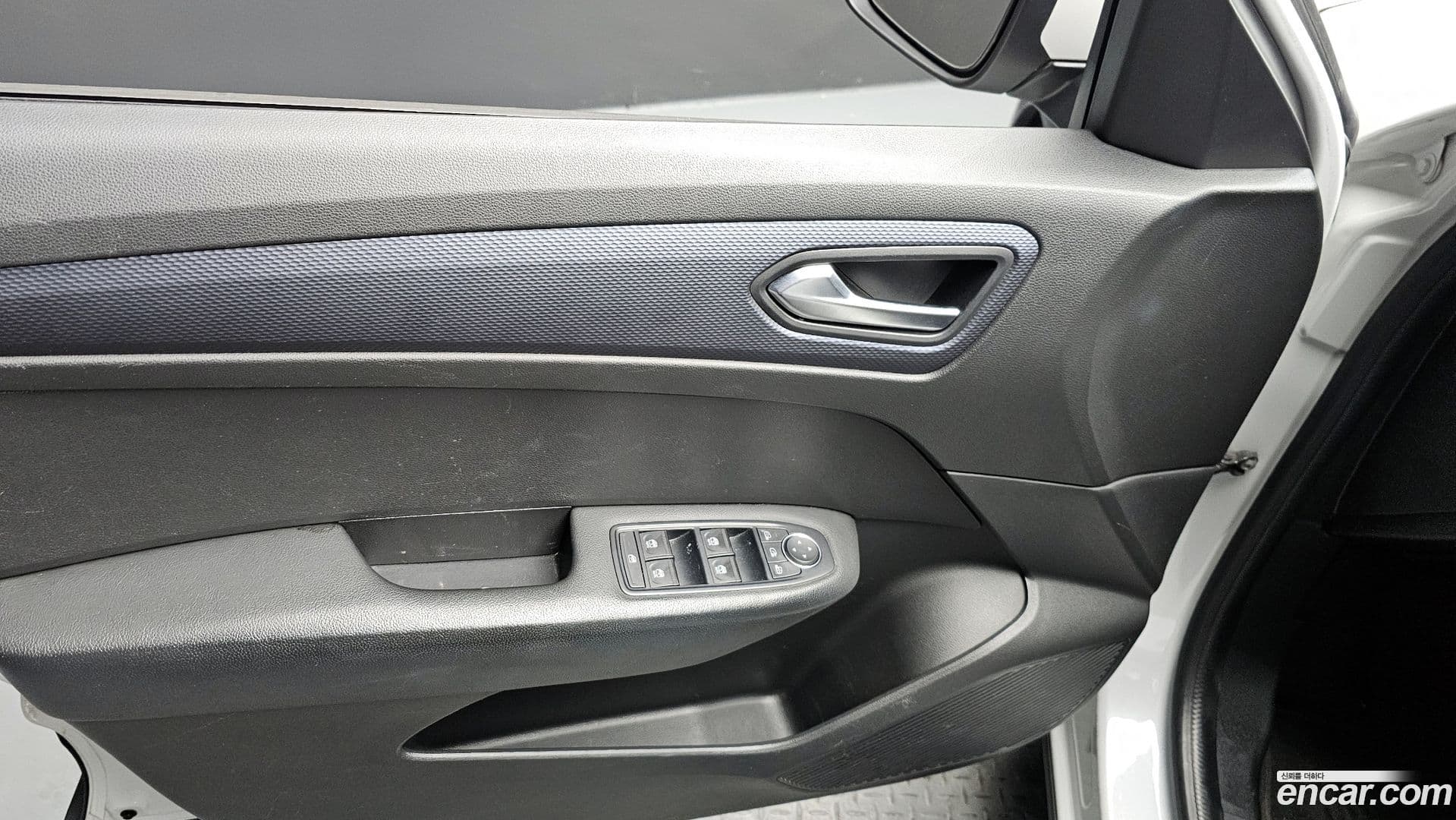 Main__Slider__Photo:XM3 Renault-KoreaSamsung 2021.10-17