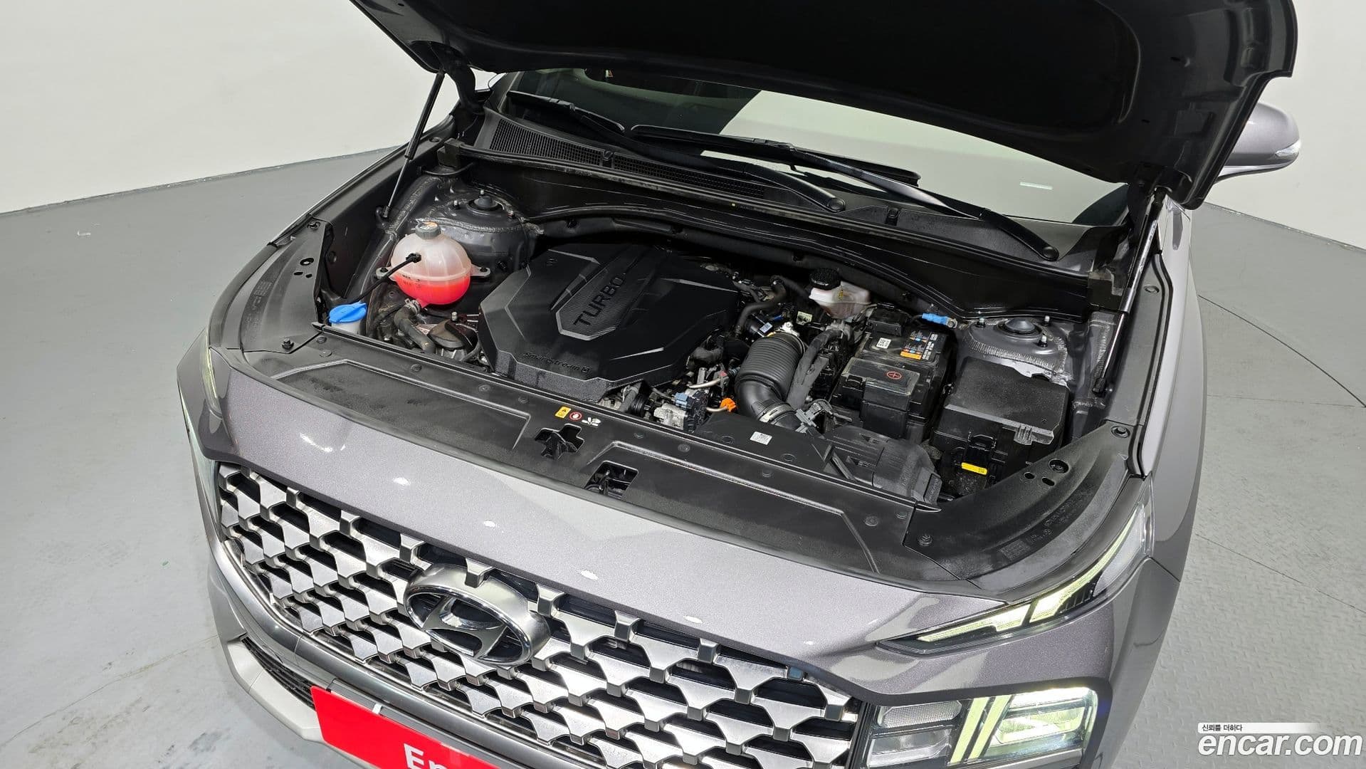 Main__Slider__Photo:Santafe Hyundai 2021.11-5