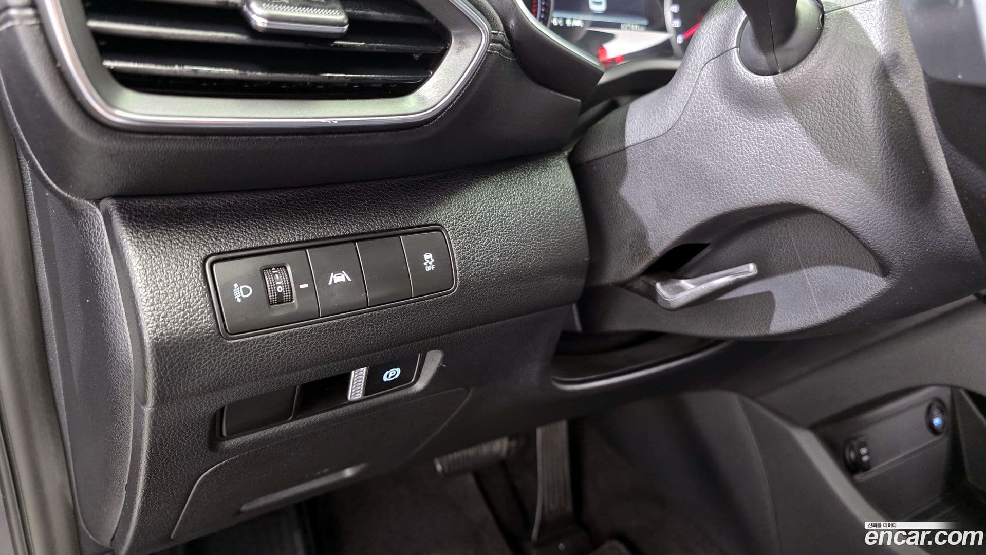 Main__Slider__Photo:Santafe Hyundai 2021.11-14