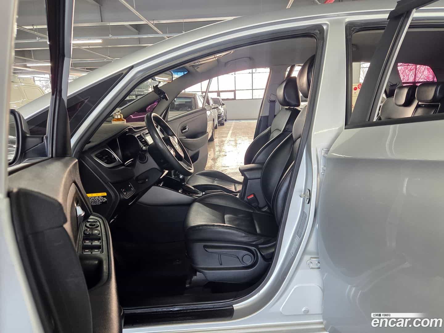 Carens Kia 2016.6-OPTION-018