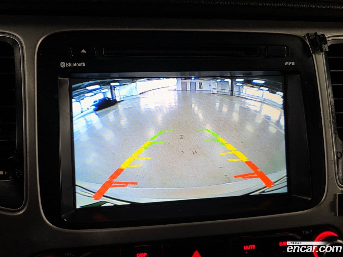 Main__Slider__Photo:Carens Kia 2016.6-17