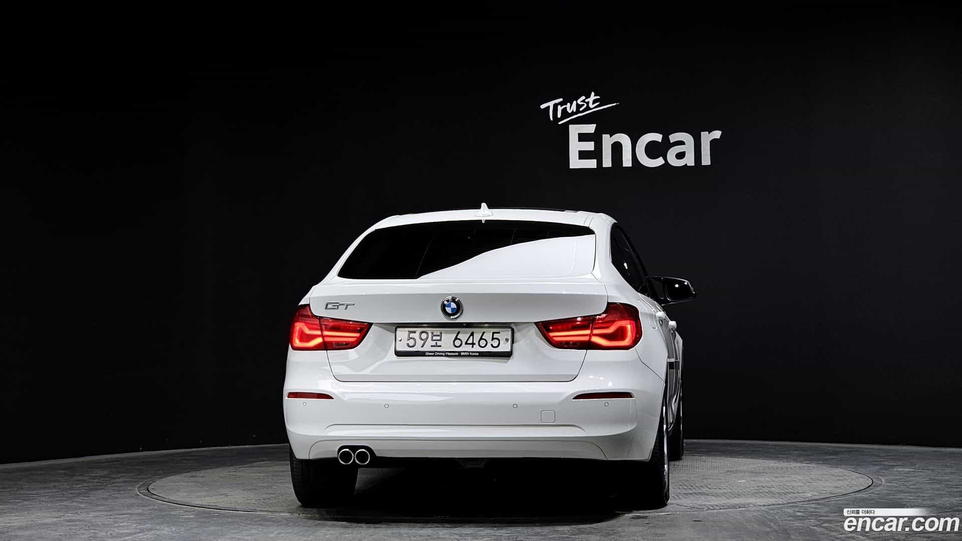 Gran Turismo BMW 2018.1-OUTER-004