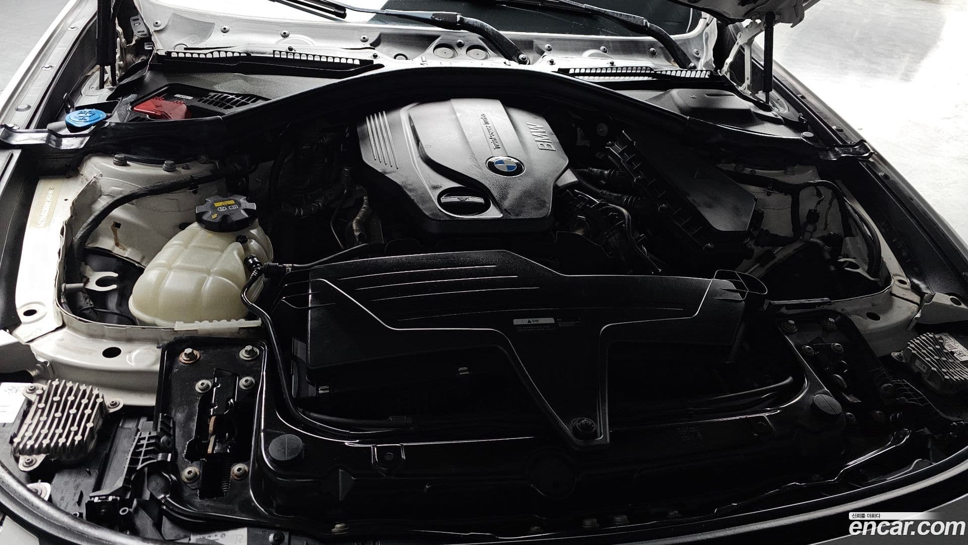 Main__Slider__Photo:Gran Turismo BMW 2018.1-5