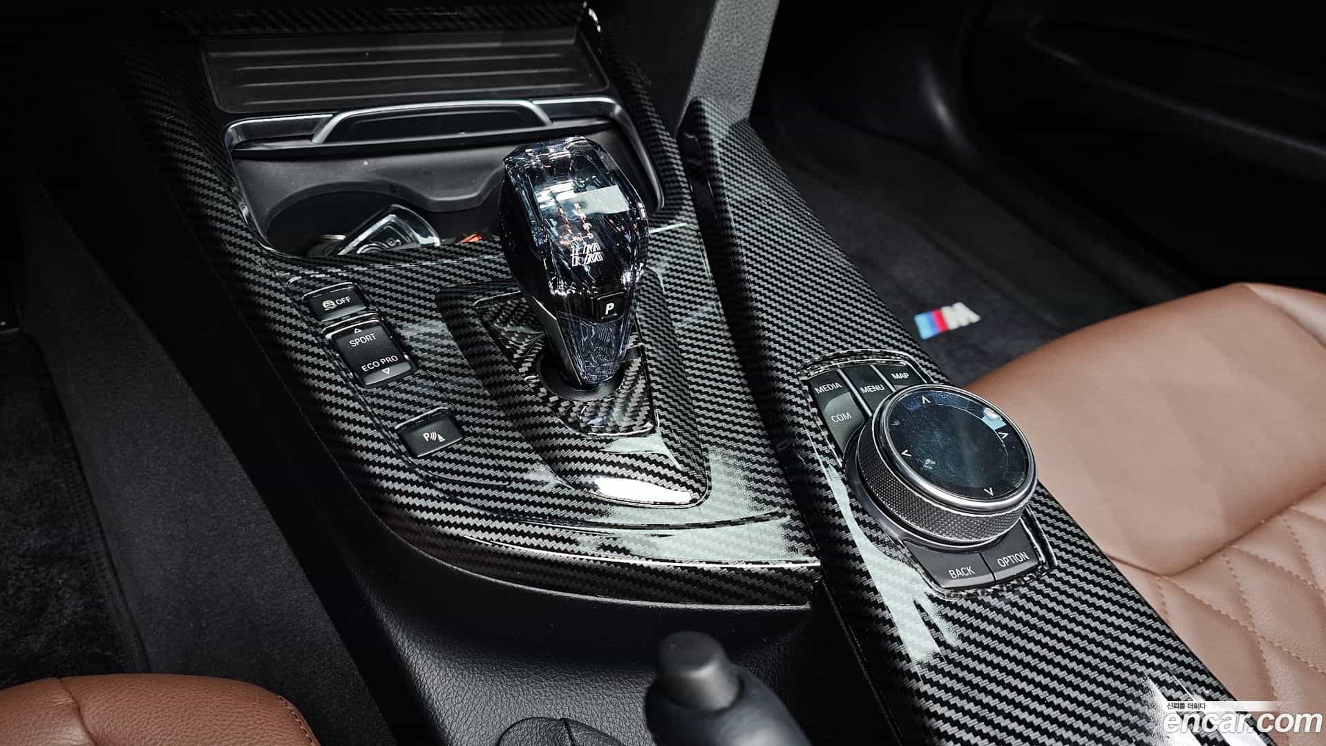 Gran Turismo BMW 2018.1-INNER-009