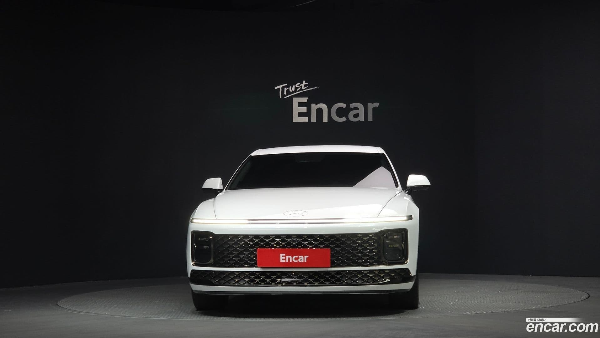 Main__Slider__Photo:Grandeur Hyundai 2023.4-2