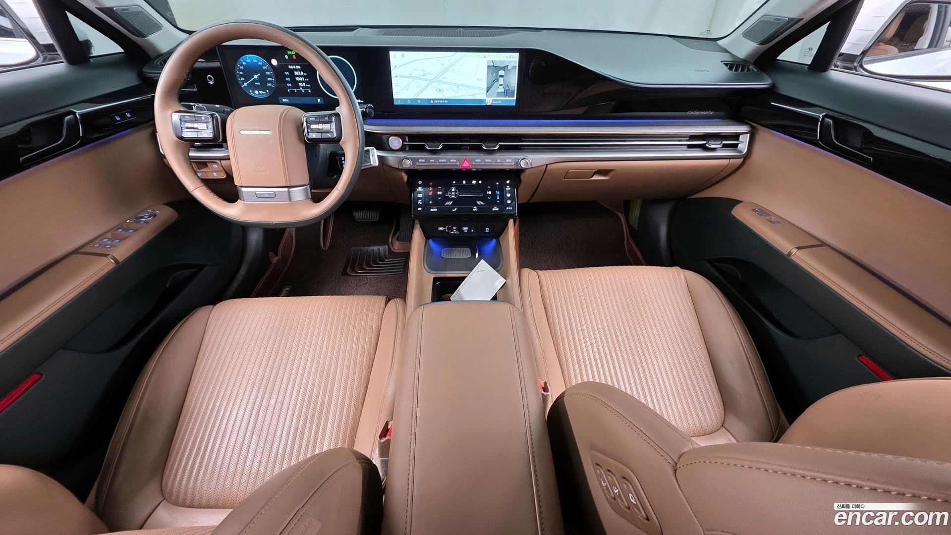 Main__Slider__Photo:Grandeur Hyundai 2023.4-6