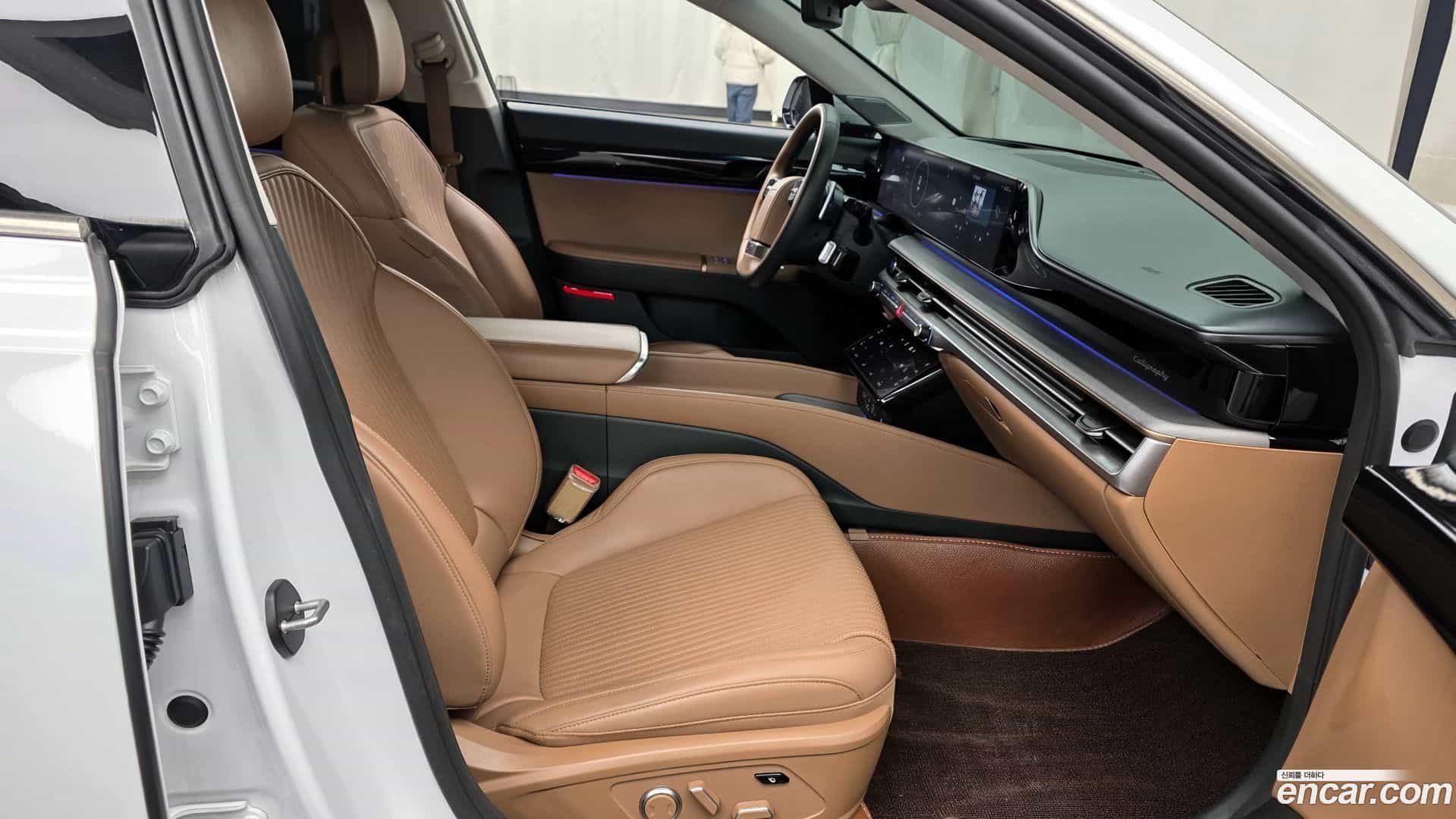 Grandeur Hyundai 2023.4-OPTION-015