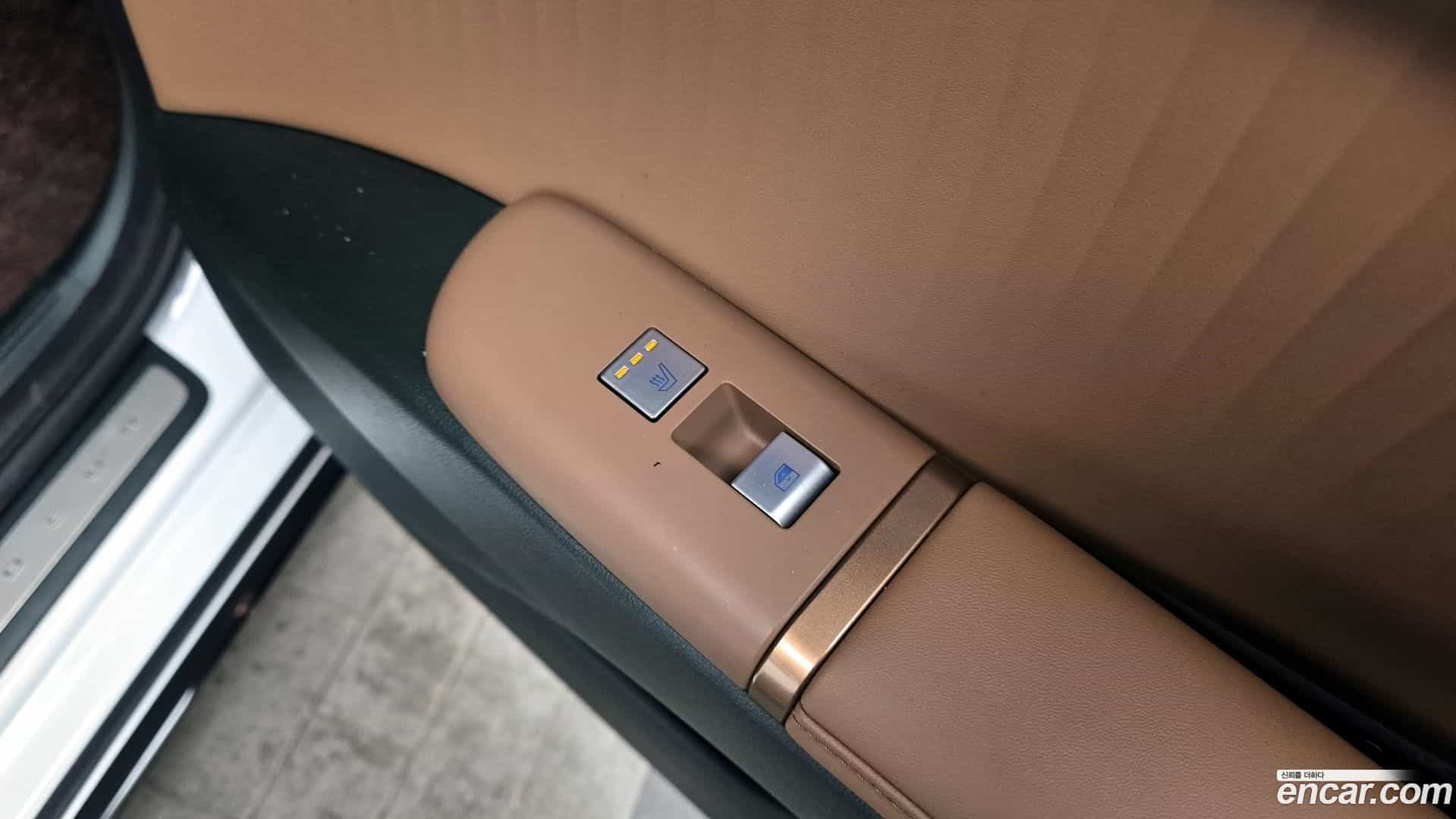 Grandeur Hyundai 2023.4-OPTION-022