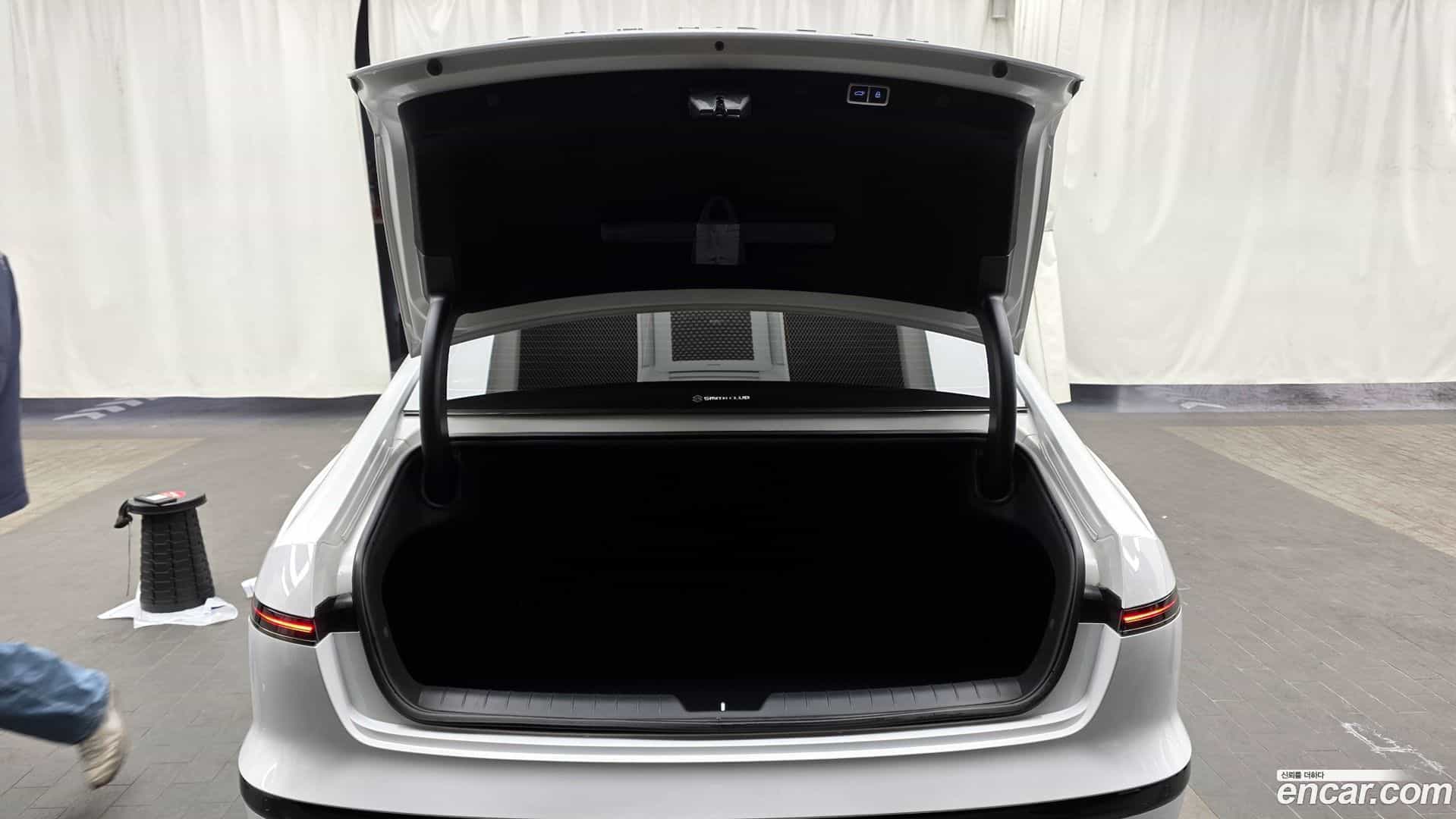 Grandeur Hyundai 2023.4-OPTION-024