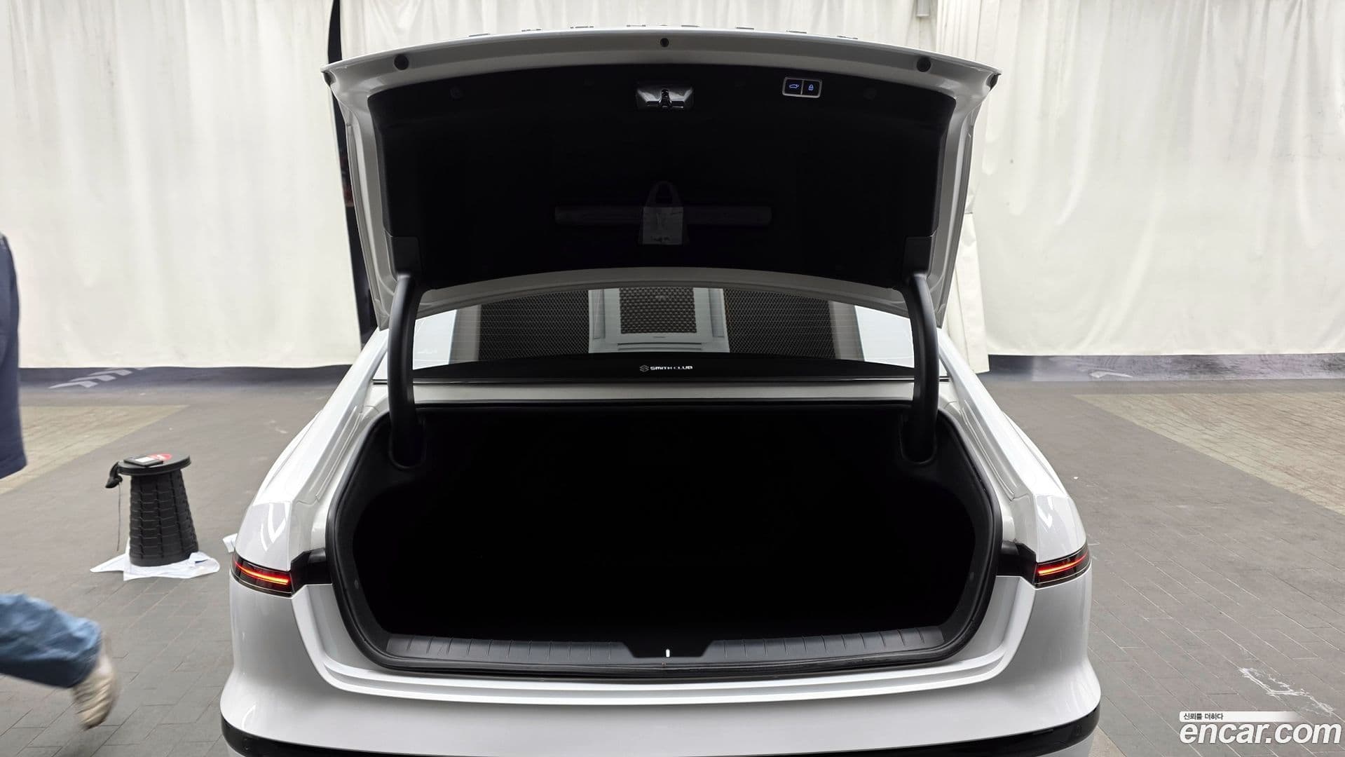 Main__Slider__Photo:Grandeur Hyundai 2023.4-19