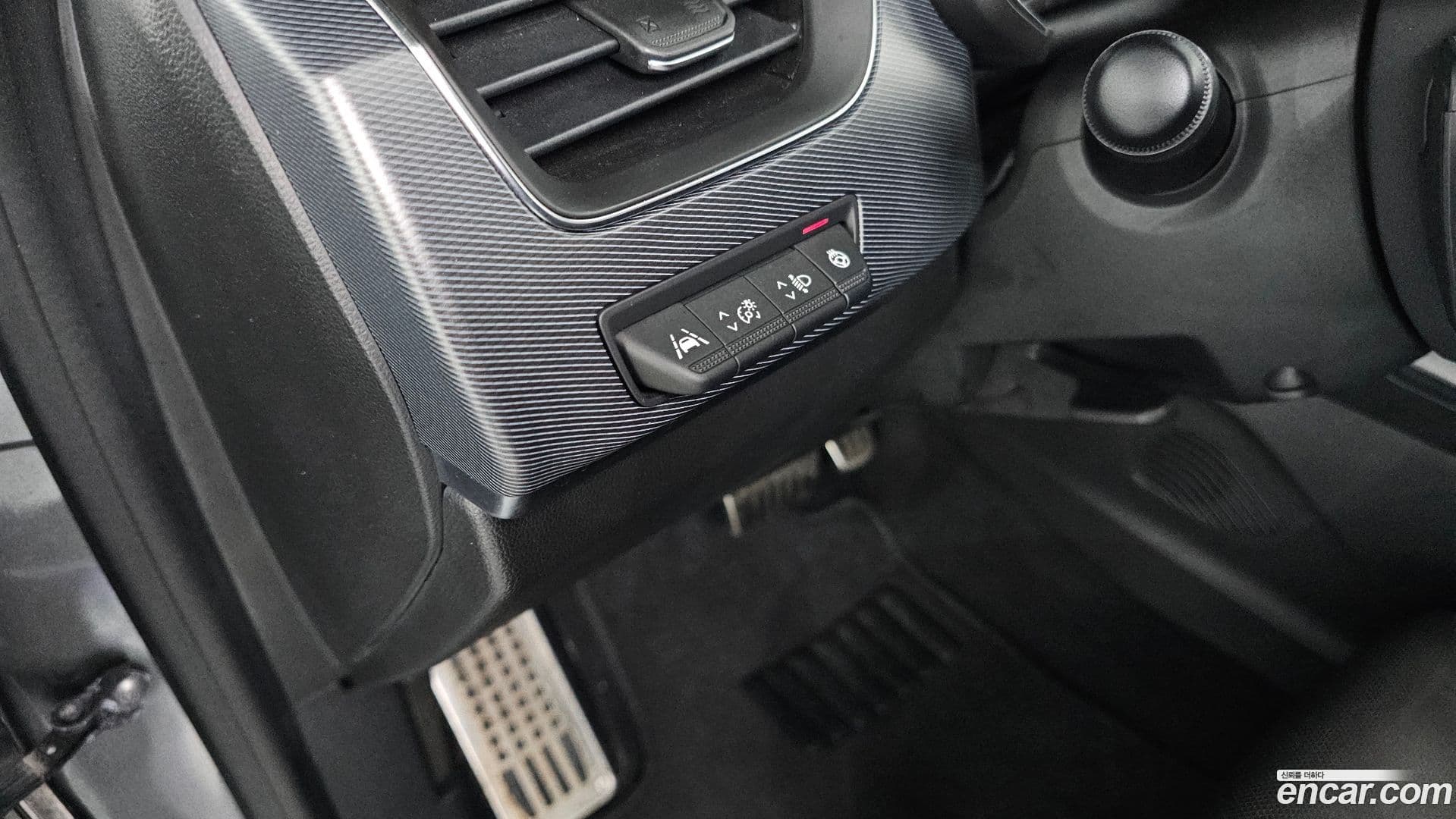 Main__Slider__Photo:XM3 Renault-KoreaSamsung 2020.2-17