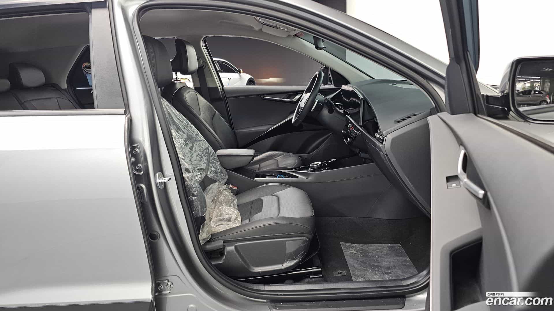 Niro Kia 2022.8-OPTION-016