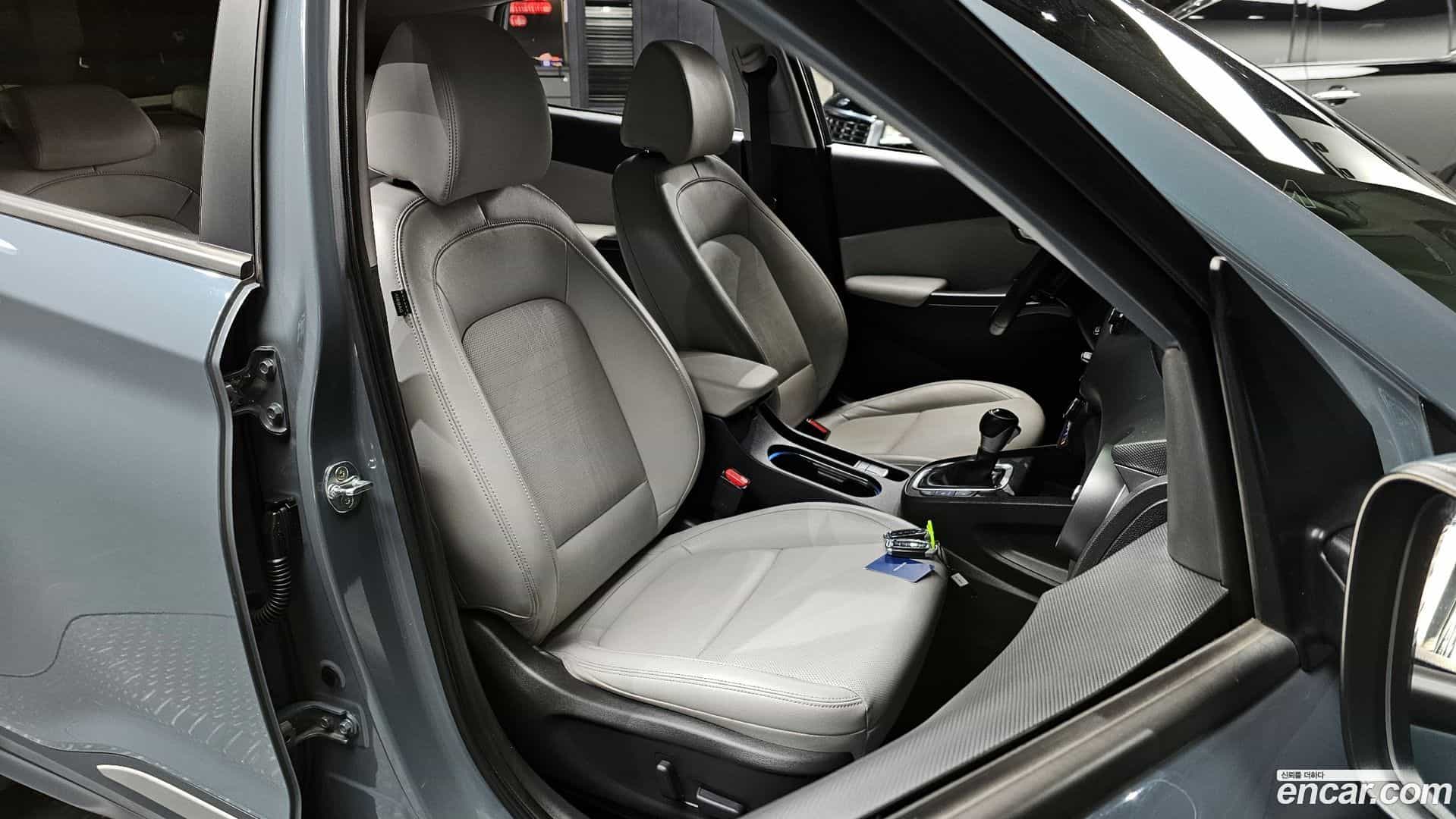 Kona Hyundai 2022.5-INNER-010