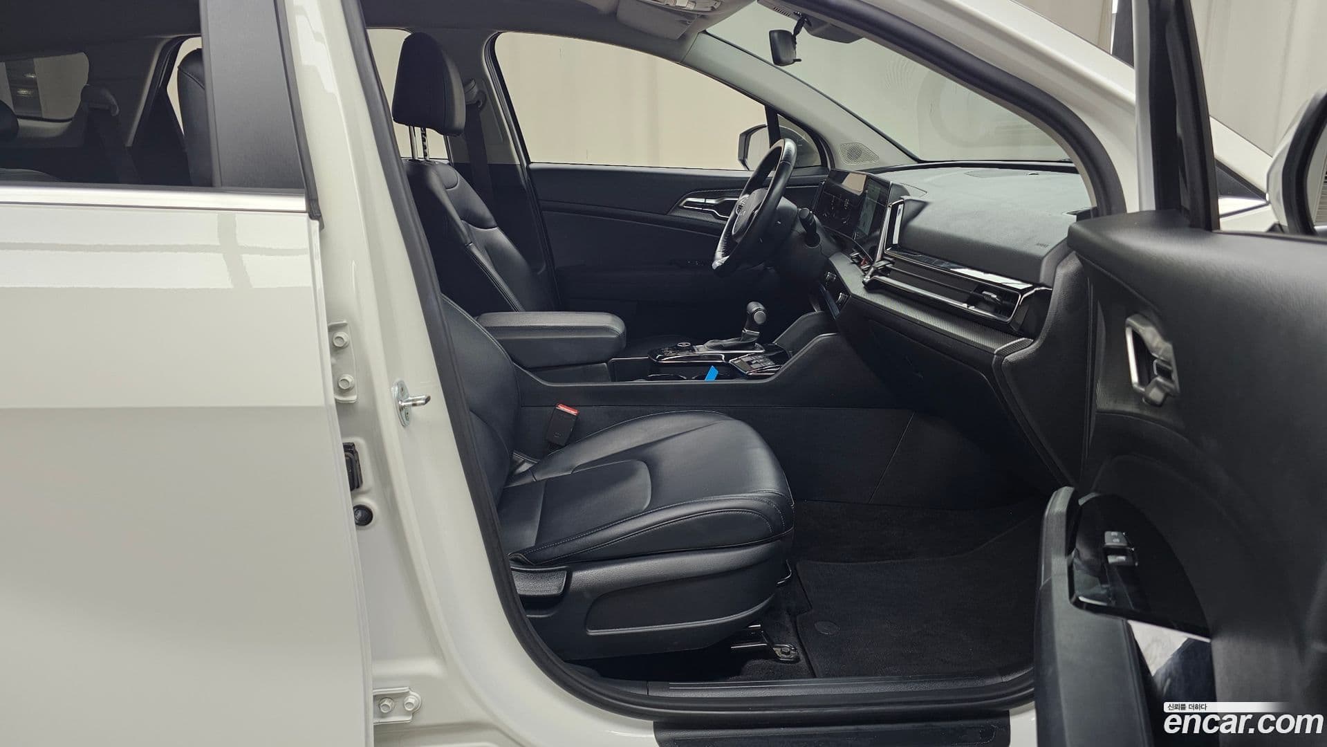 Main__Slider__Photo:Sportage Kia 2022.4-10