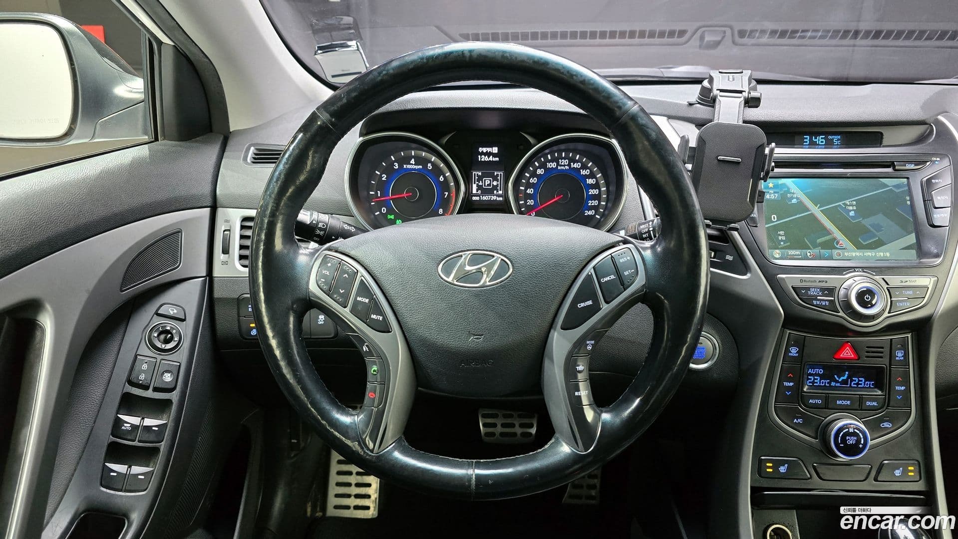 Main__Slider__Photo:AVANTE Hyundai 2013.11-12