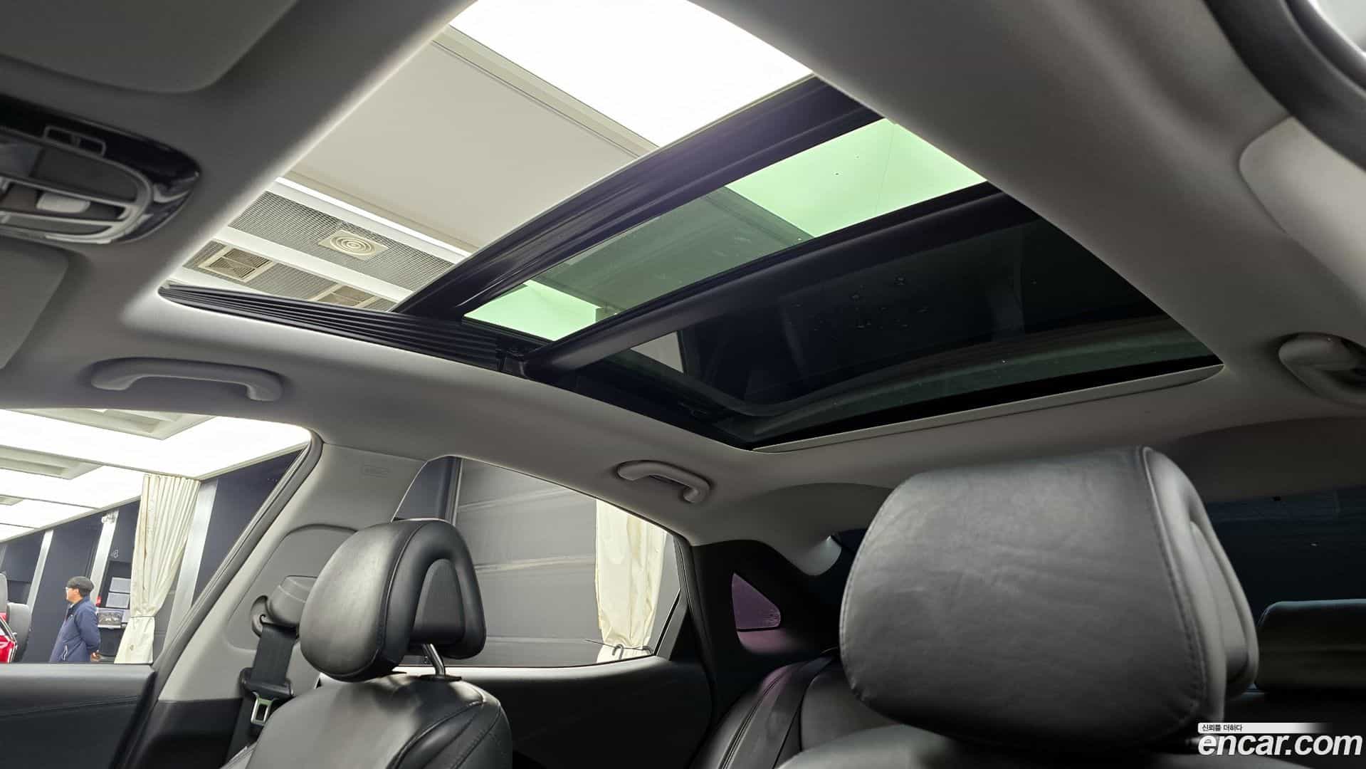 Grandeur Hyundai 2014.9-OPTION-021